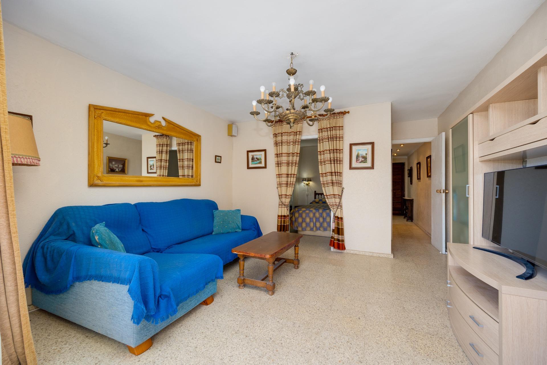 Separate kitchen with fitted cabinets in 1-bedroom apartment, La Mata, Torrevieja