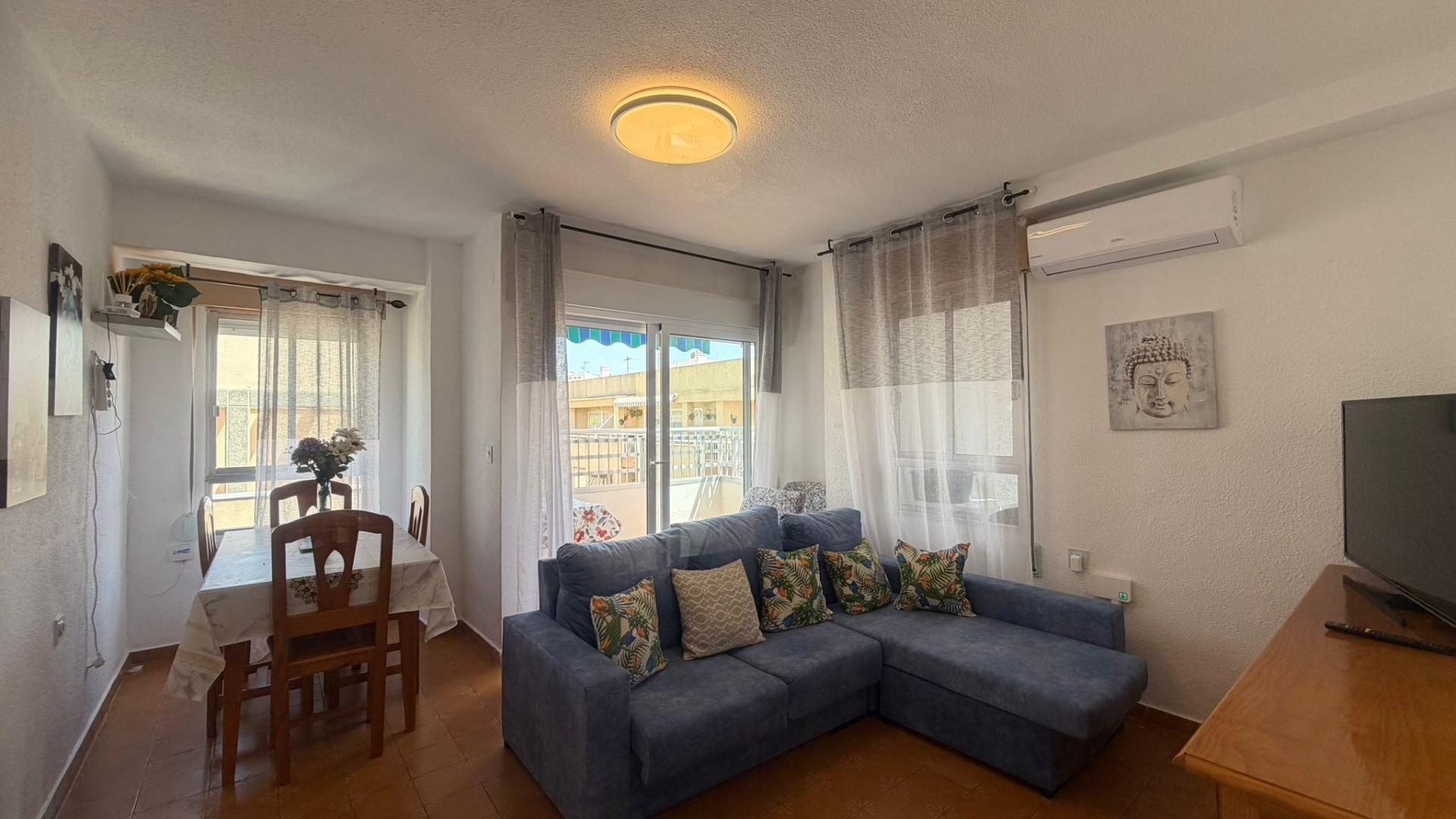 Hallway storage area in 3-bedroom penthouse, Playa de los Locos, Torrevieja