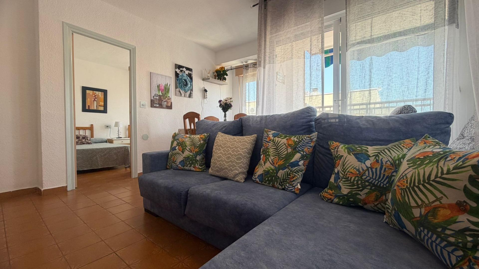 Bathroom vanity unit in 3-bedroom penthouse, Playa de los Locos, Torrevieja