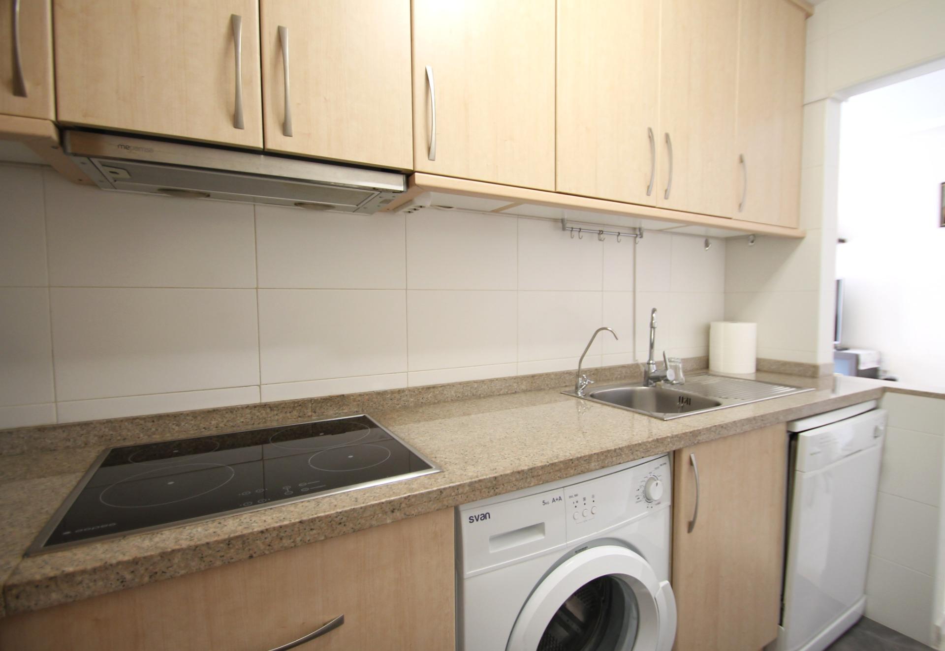 Corridor leading to bedrooms in 2-bedroom apartment, El Molino, Torrevieja