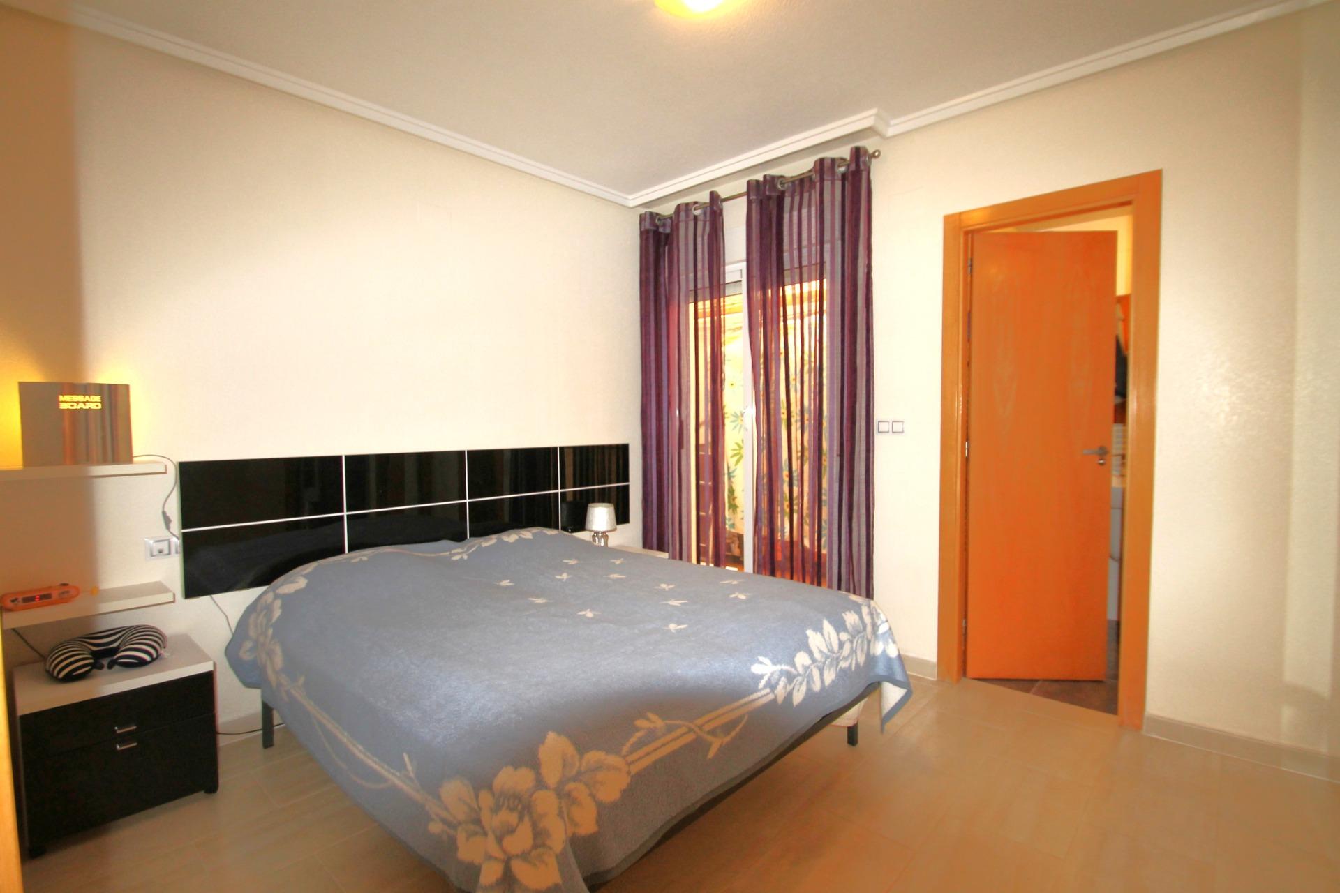 Second bedroom in 2-bedroom apartment on second floor, El Molino, Torrevieja
