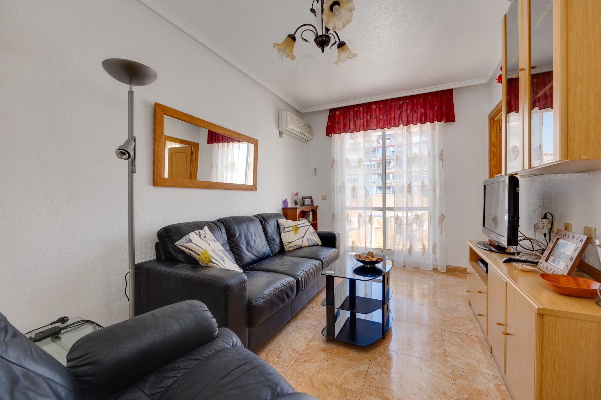 Bathroom fittings and tiles in top-floor penthouse, El Molino, Torrevieja
