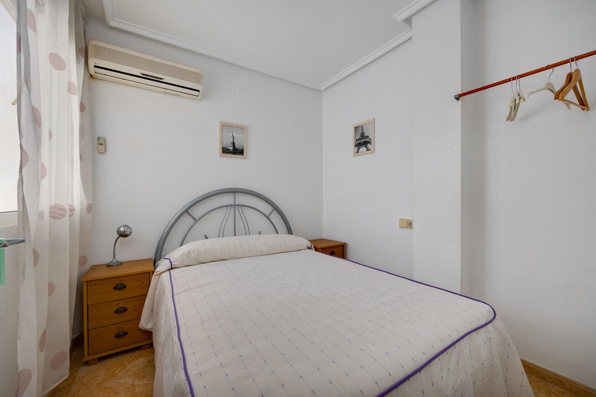 Living room with natural light in top-floor penthouse, El Molino, Torrevieja
