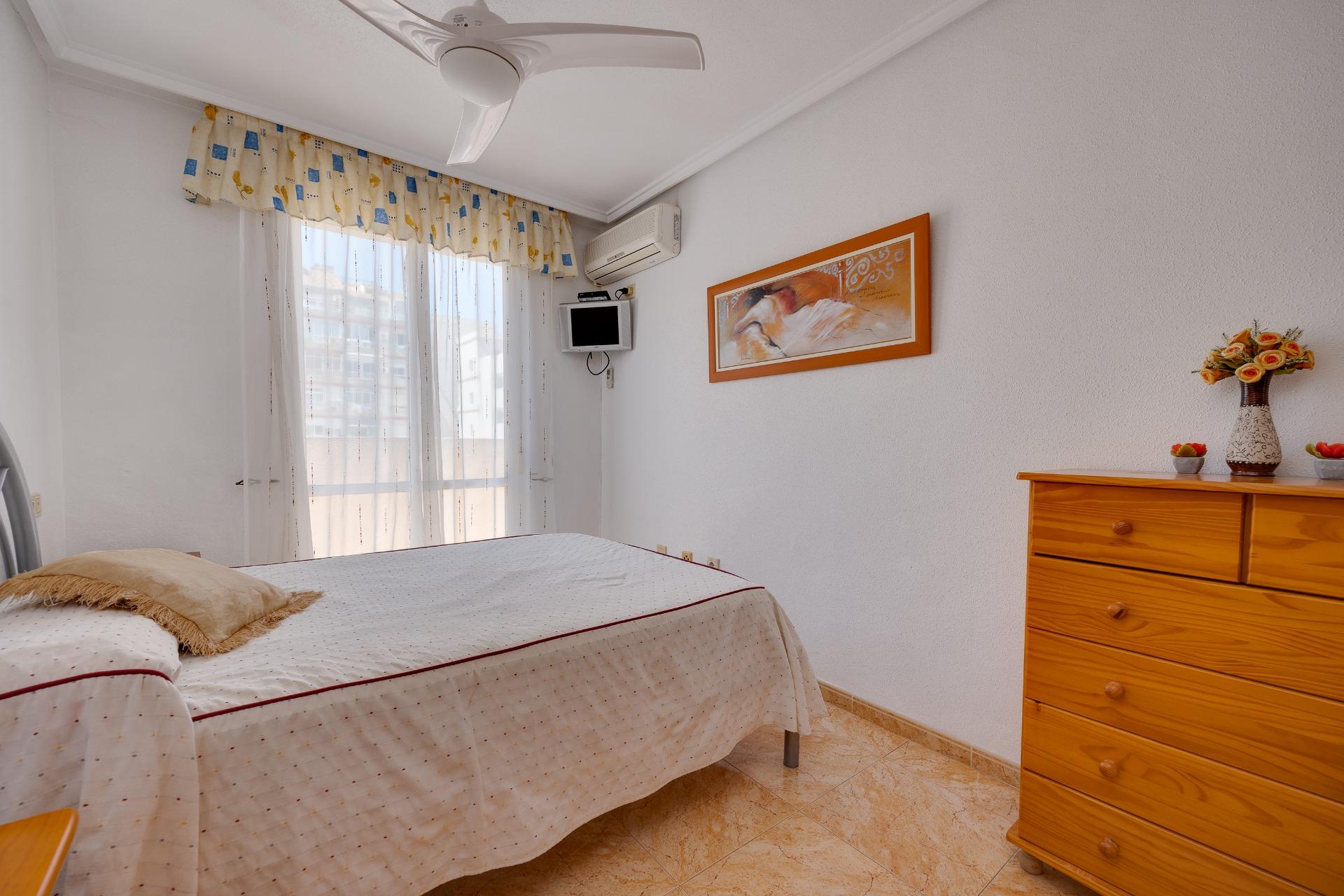Second bedroom in 3-bedroom top-floor penthouse, El Molino, Torrevieja