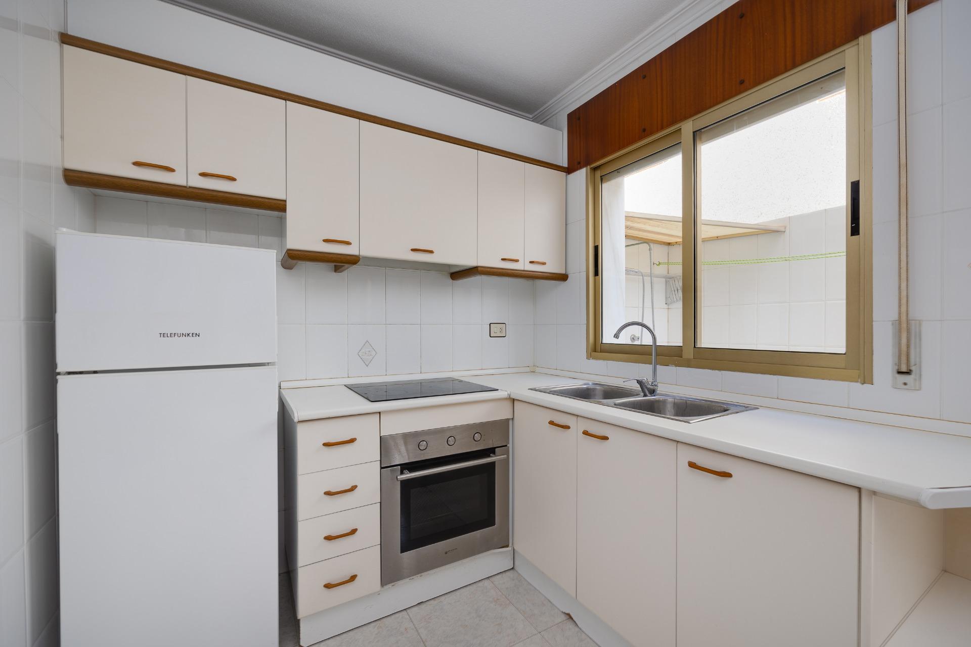 Terrace seating area in first-floor apartment, Acequion, Torrevieja