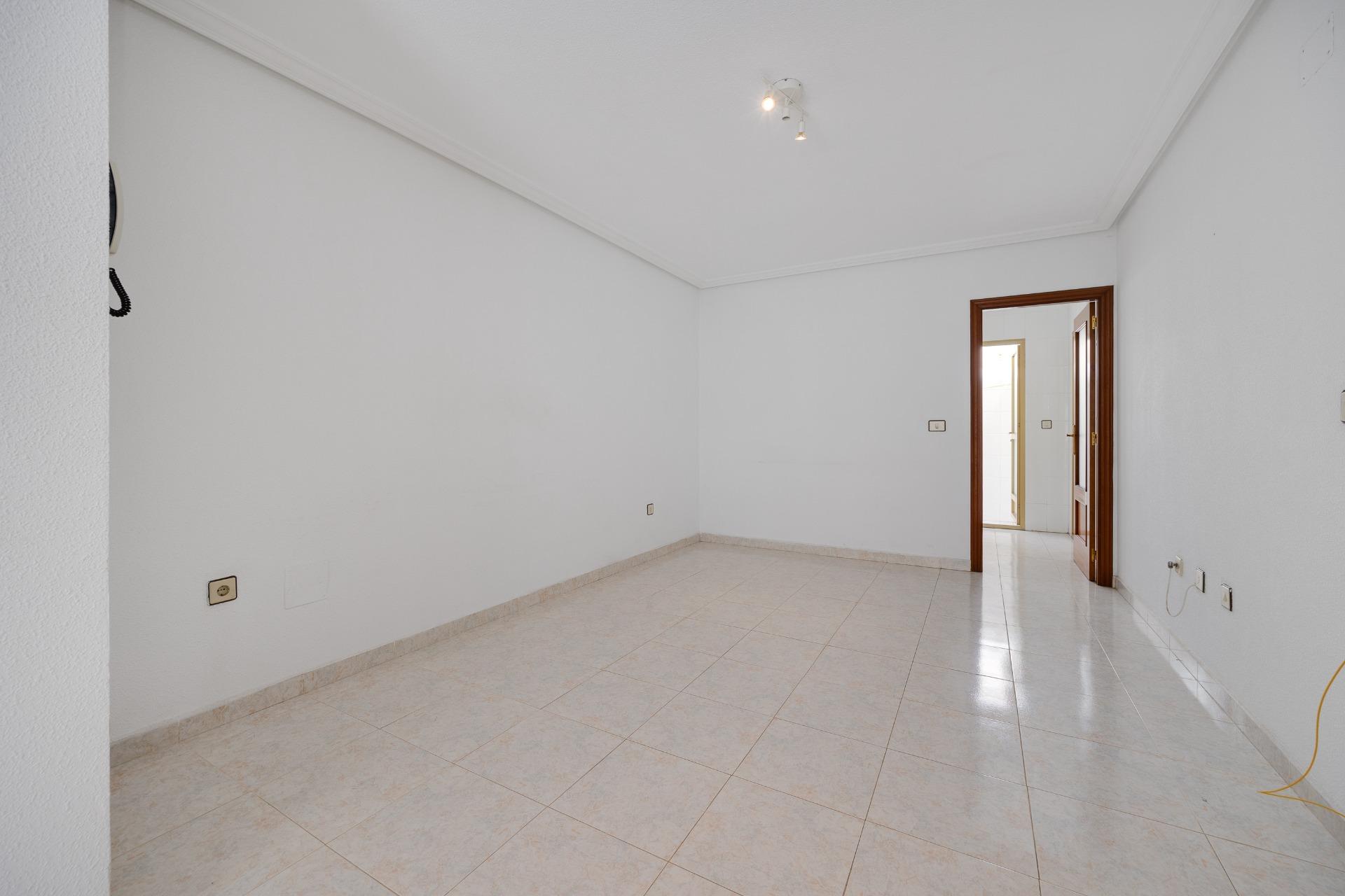 Bathroom in 2-bedroom apartment, Acequion, Torrevieja