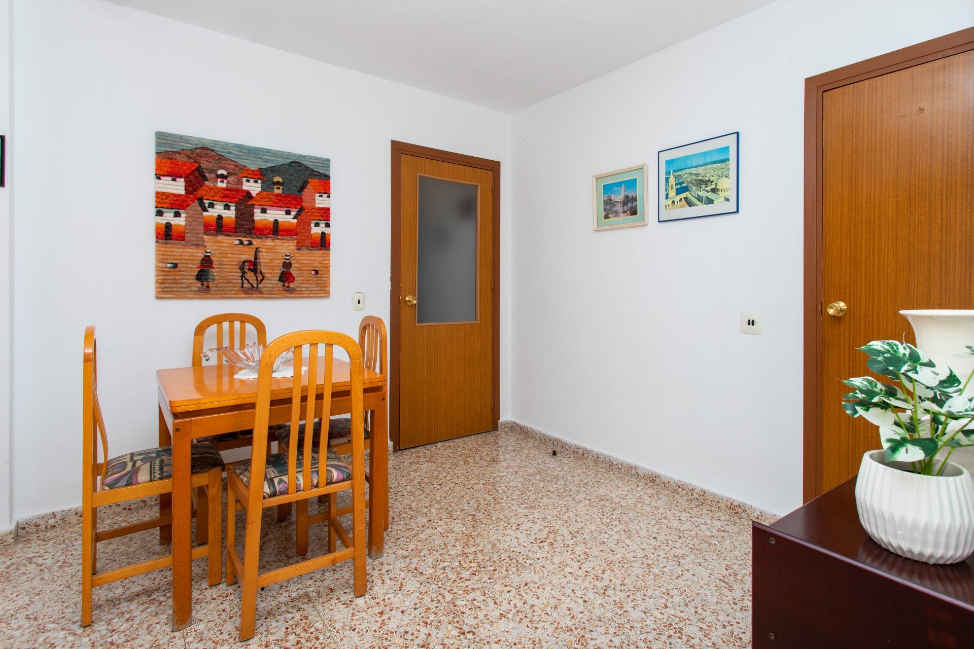 Dining space adjacent to separate kitchen in penthouse, Playa del Cura, Torrevieja