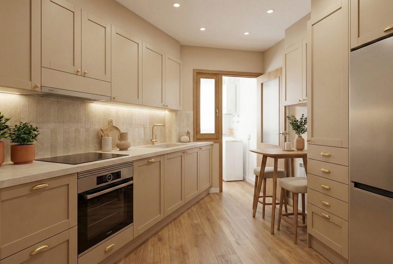 Kitchen with adjoining pantry visible in penthouse, Playa del Cura, Torrevieja