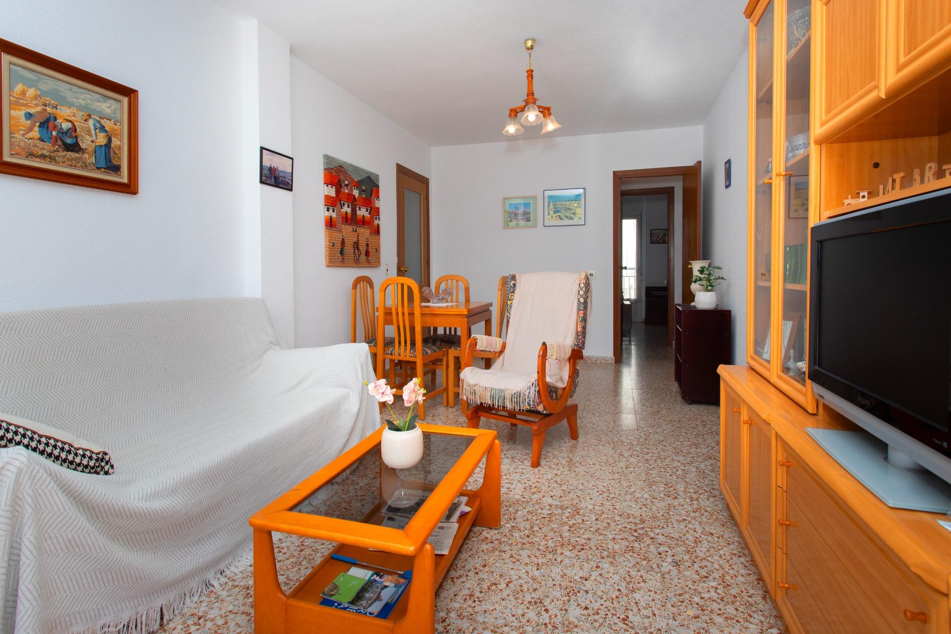 Salon-dining room with glazed terrace door in penthouse, Playa del Cura, Torrevieja