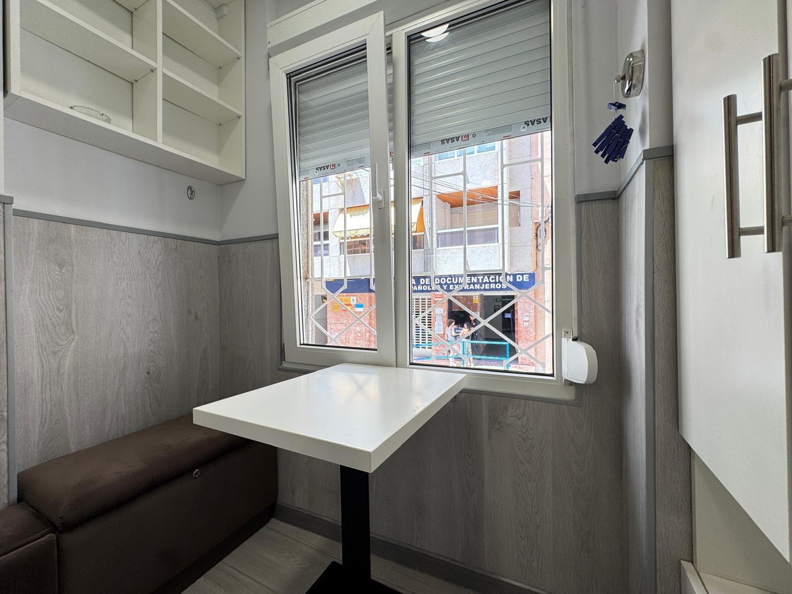 Storage cupboard area in 2-bedroom apartment, Playa del Cura, Torrevieja