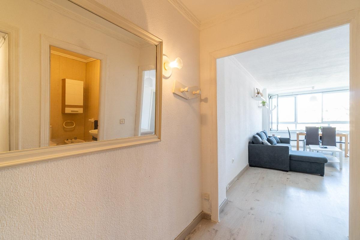 Hallway and entrance area, 2-bedroom apartment in Rocío del Mar