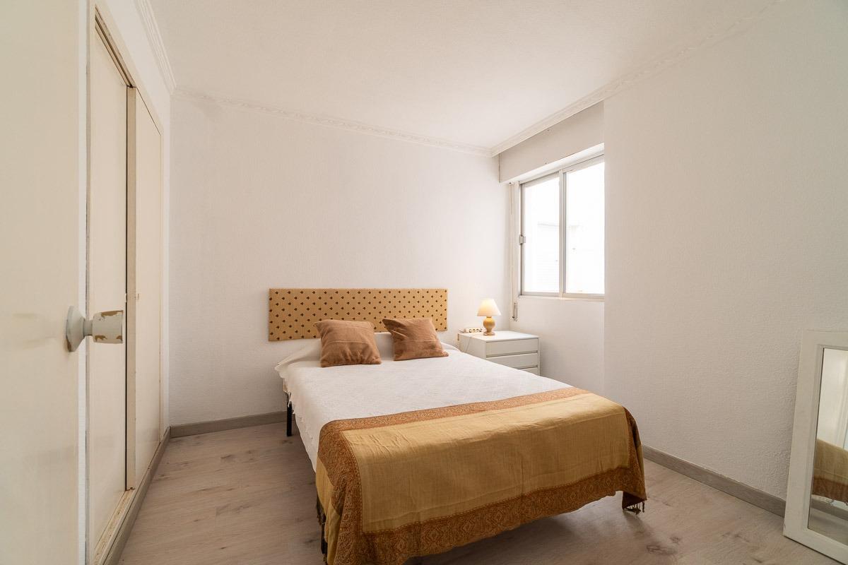 Bedroom with natural light, 2-bedroom apartment in Rocío del Mar