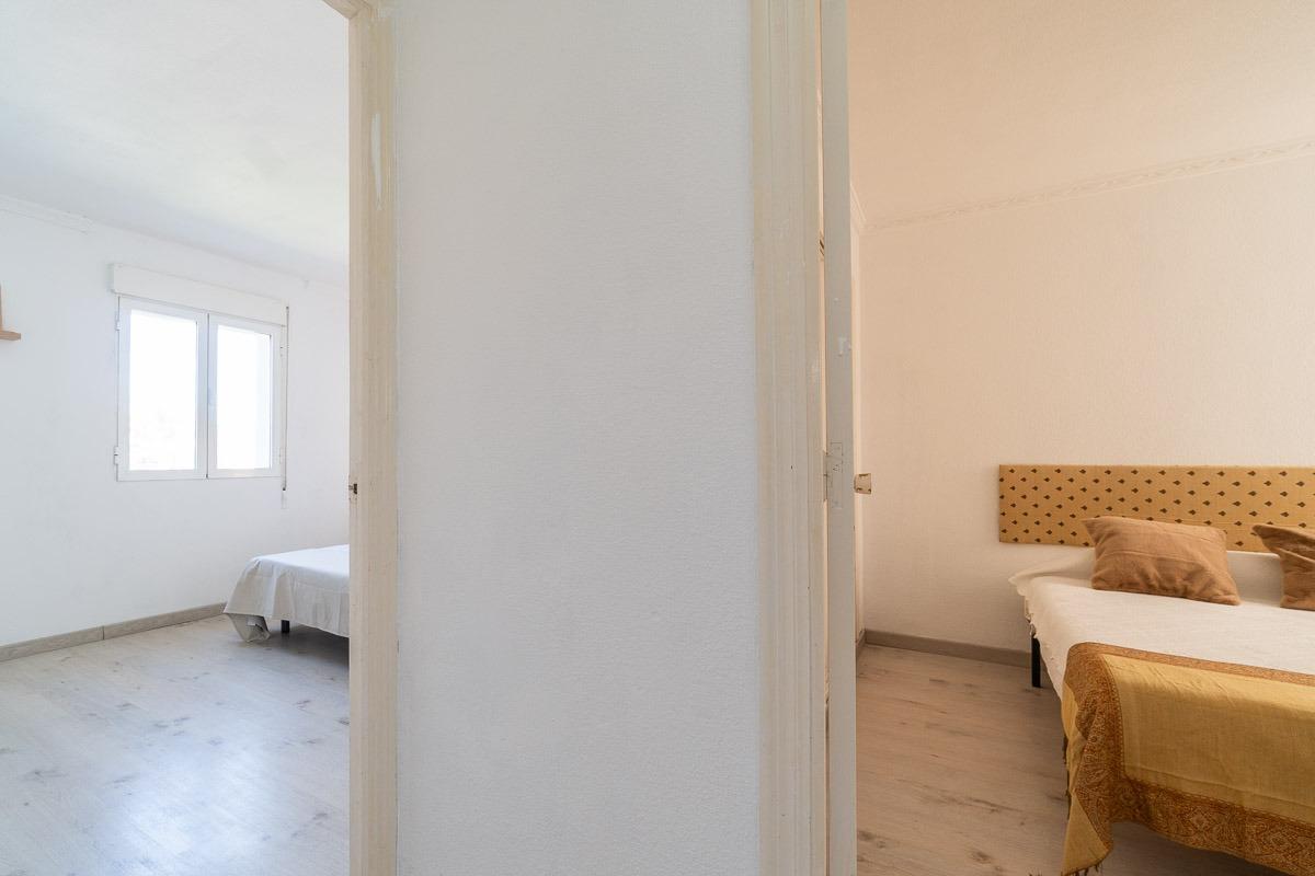 Bathroom with tiled walls and shower, Rocío del Mar, Orihuela Costa