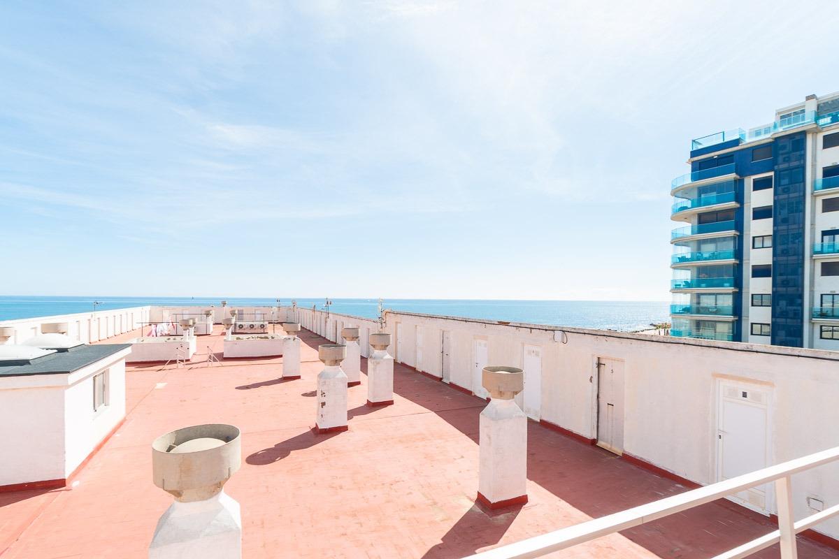 Independent kitchen layout, 2-bedroom apartment in Rocío del Mar