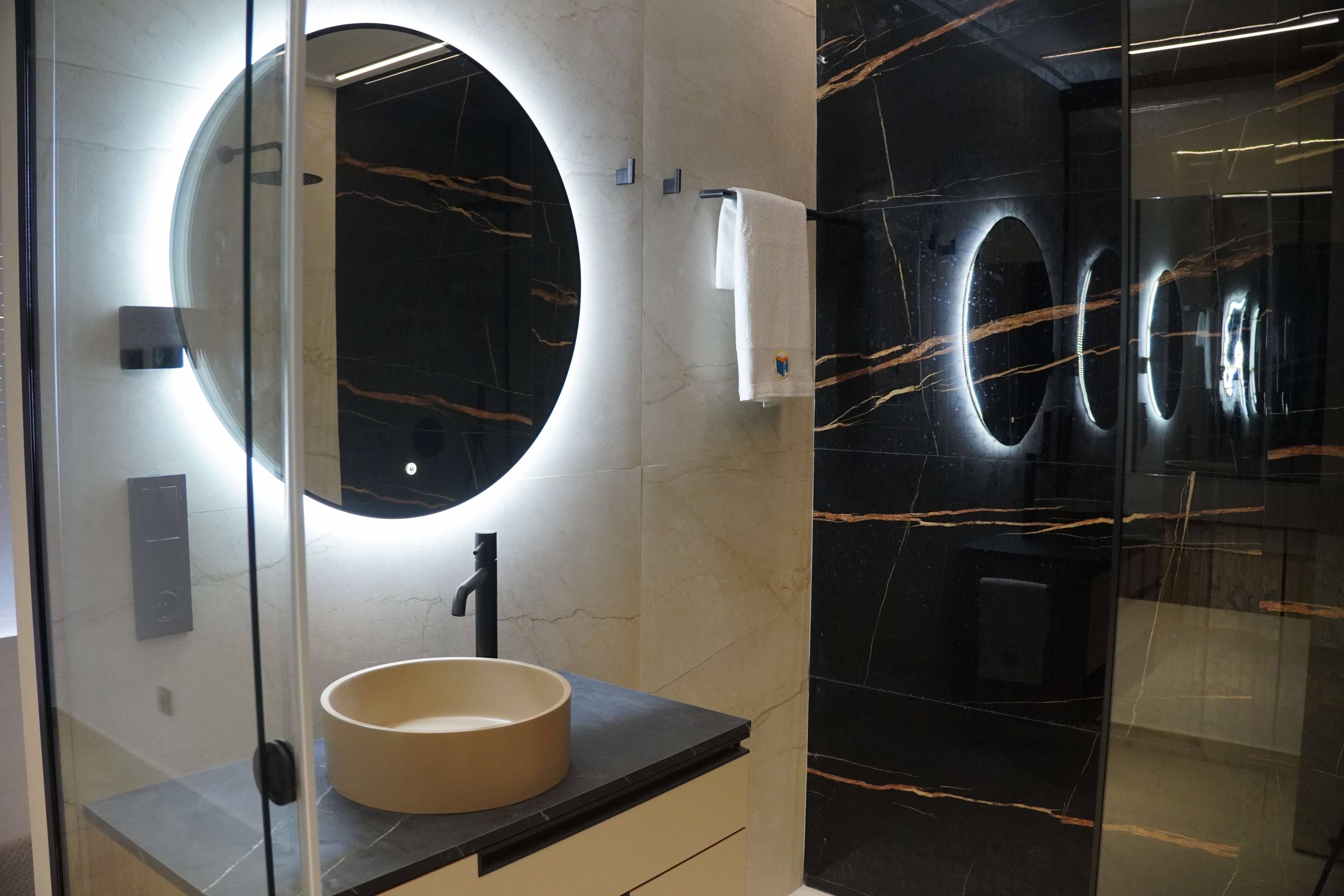 Kitchen appliances and countertop in 107m2 apartment, La Torre de la Horadada