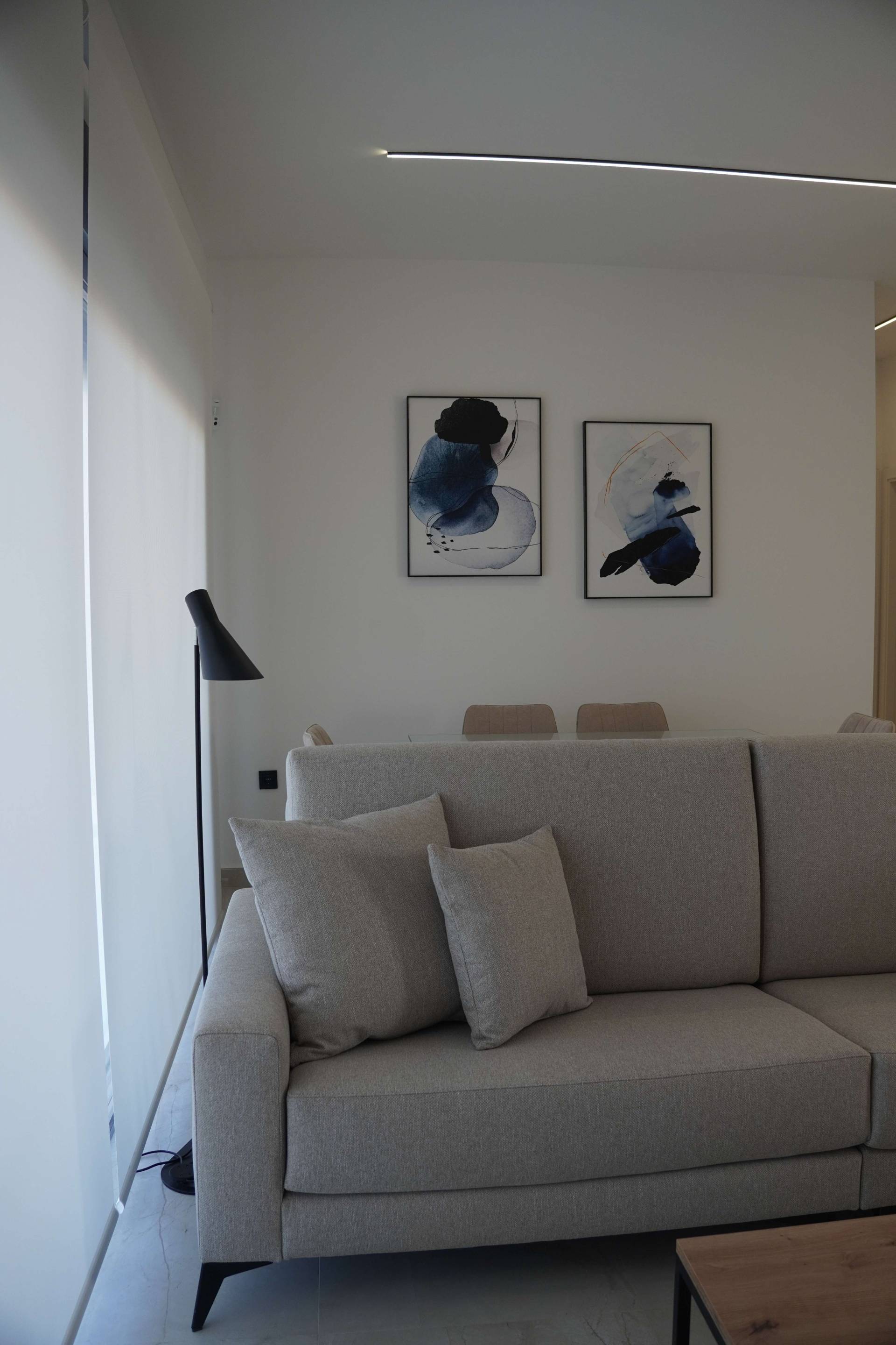 Open kitchen and living space with furnished dining area, La Torre de la Horadada