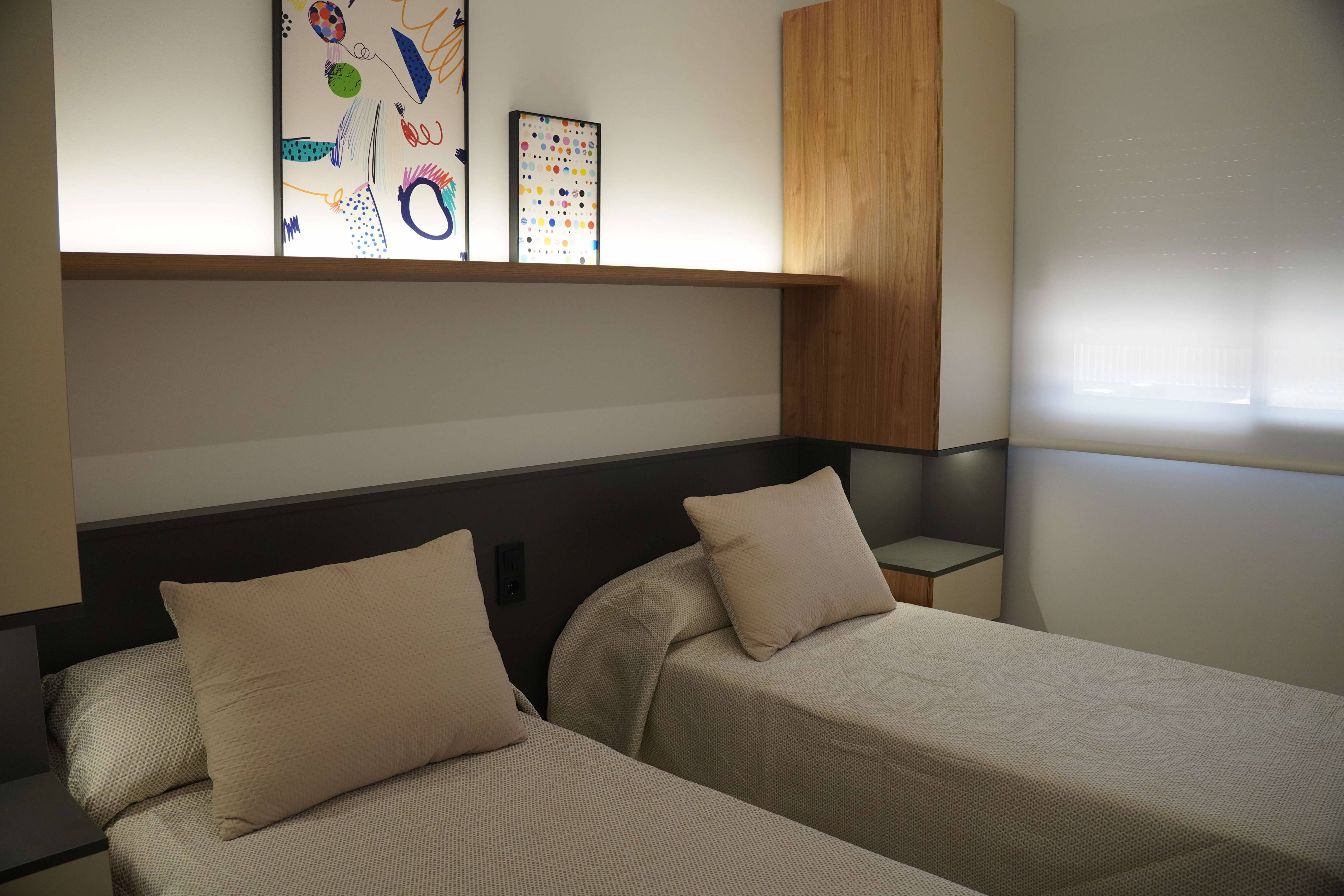 Third bedroom in 3-bedroom new-build apartment, La Torre de la Horadada