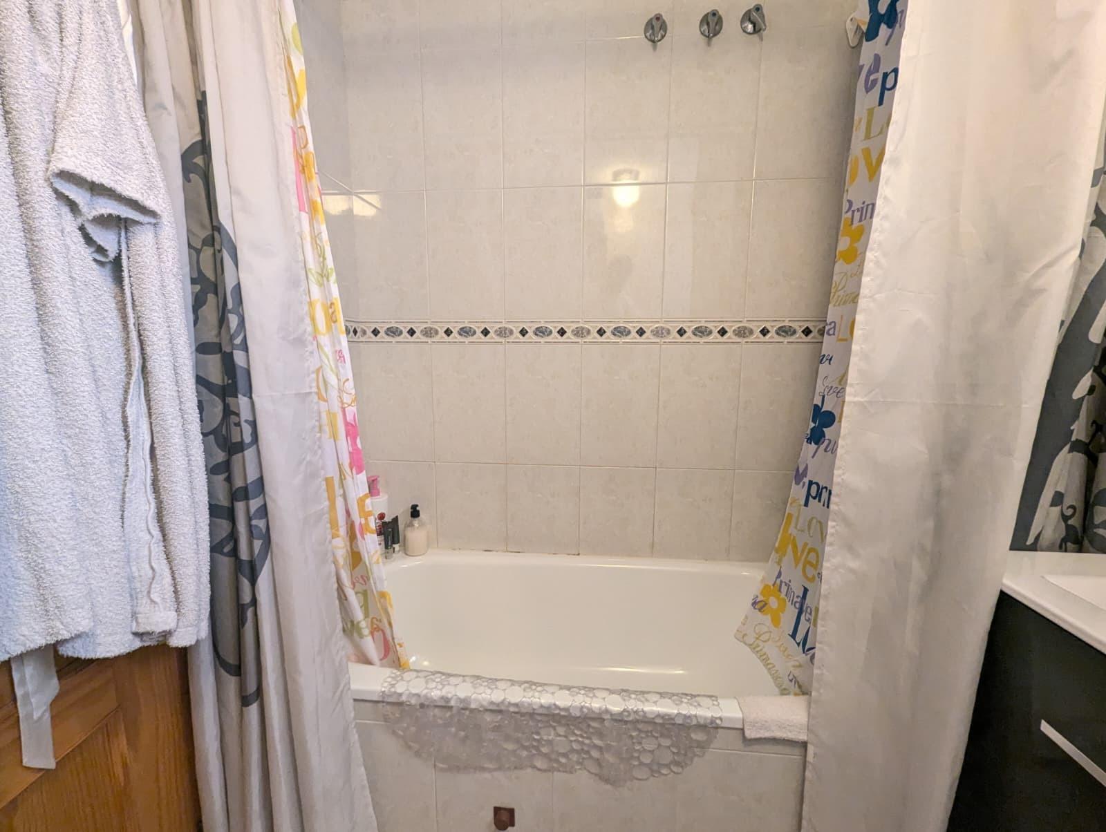 Built-in wardrobe in bedroom, 2-bedroom apartment, Centro, Torrevieja