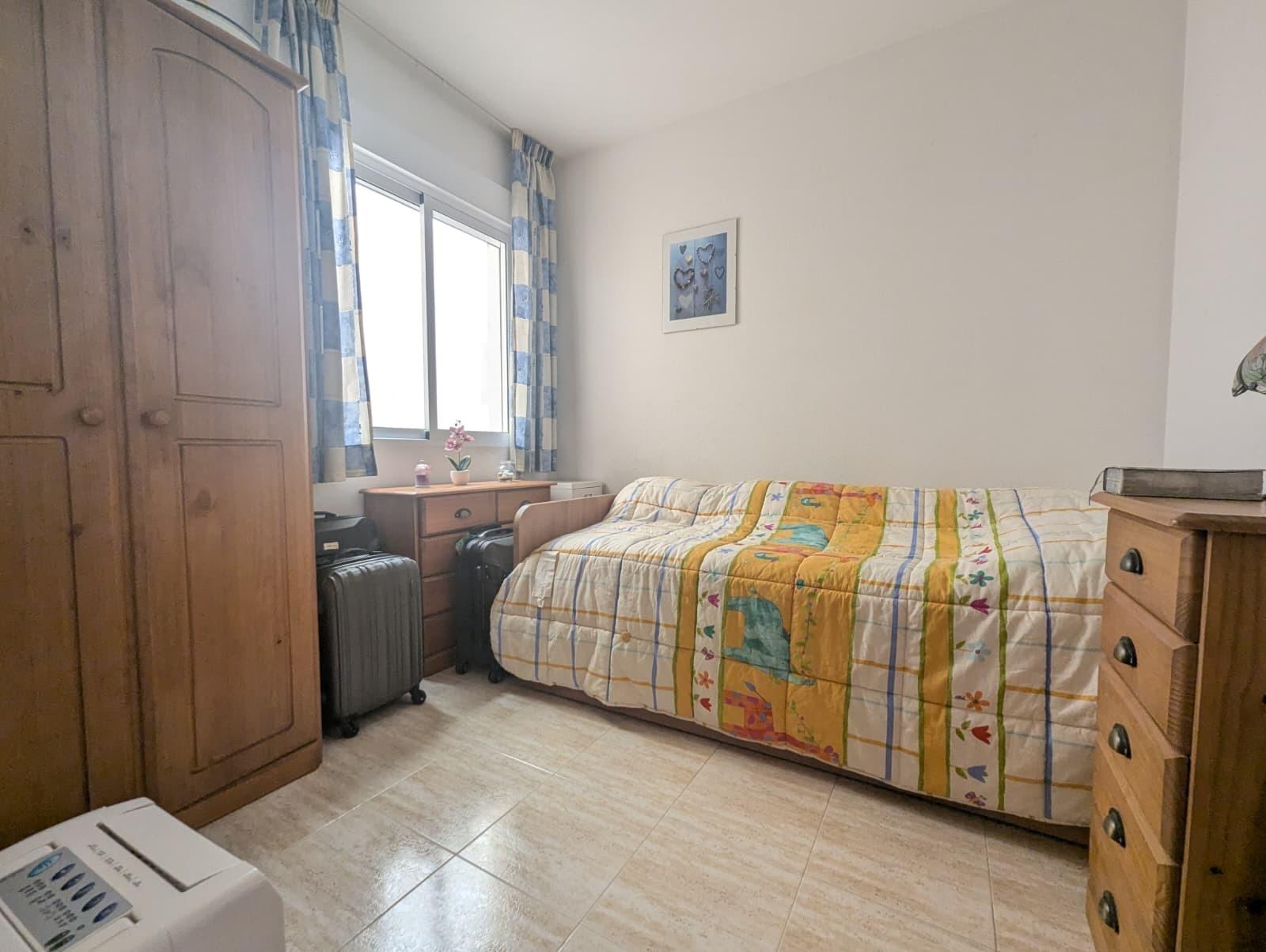 Bathroom fittings in 2-bedroom apartment, Centro, Torrevieja