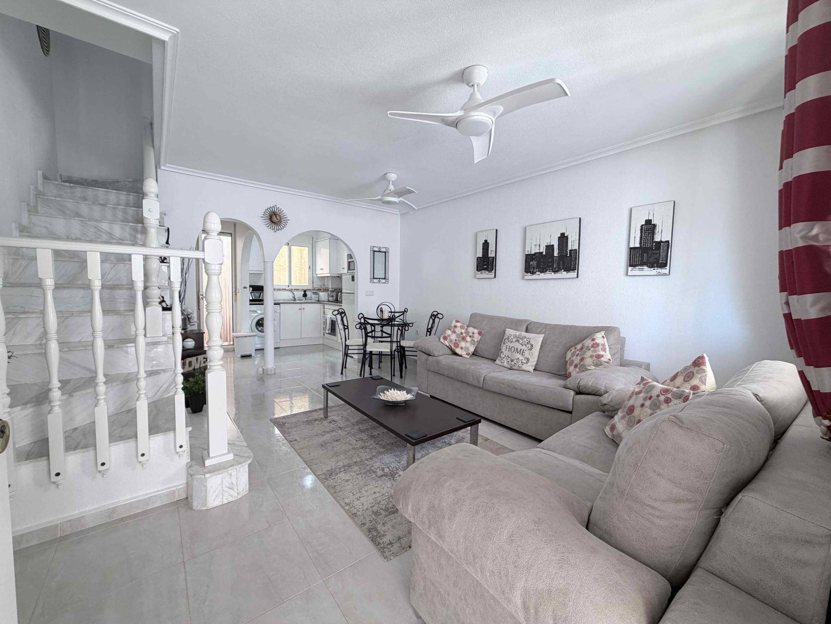 Second double bedroom in 3-bedroom villa, Los Almendros-La Florida