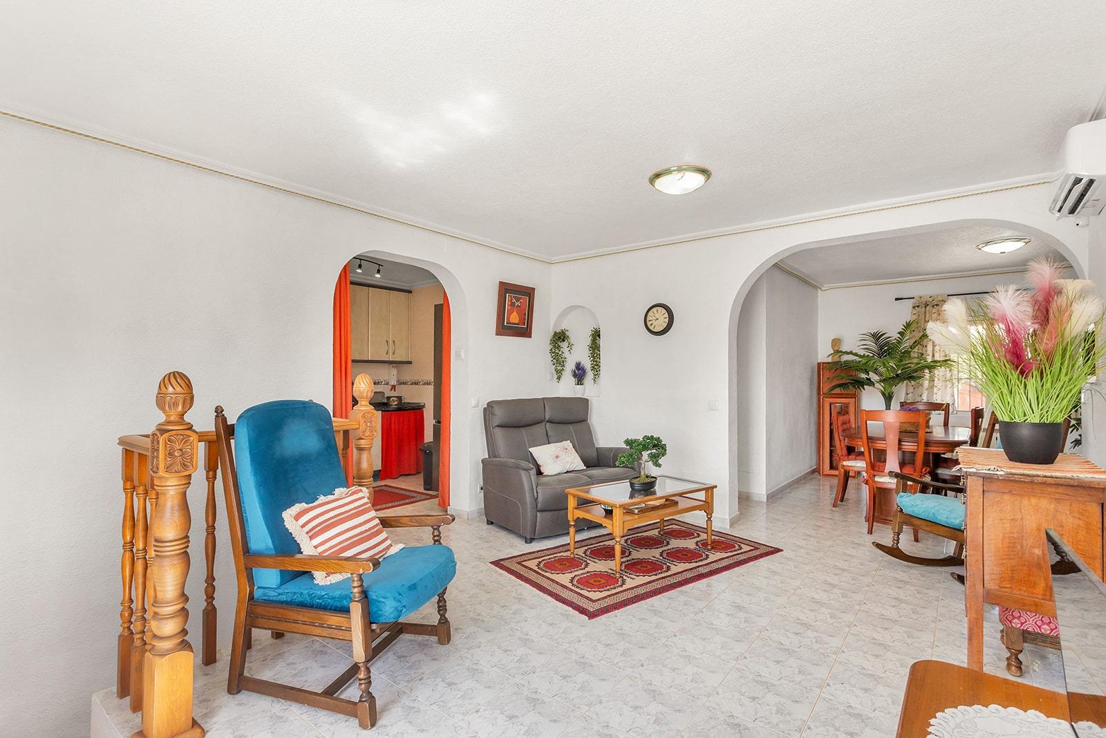 Outdoor balcony with garden aspect, villa in Los Balcones, Torrevieja