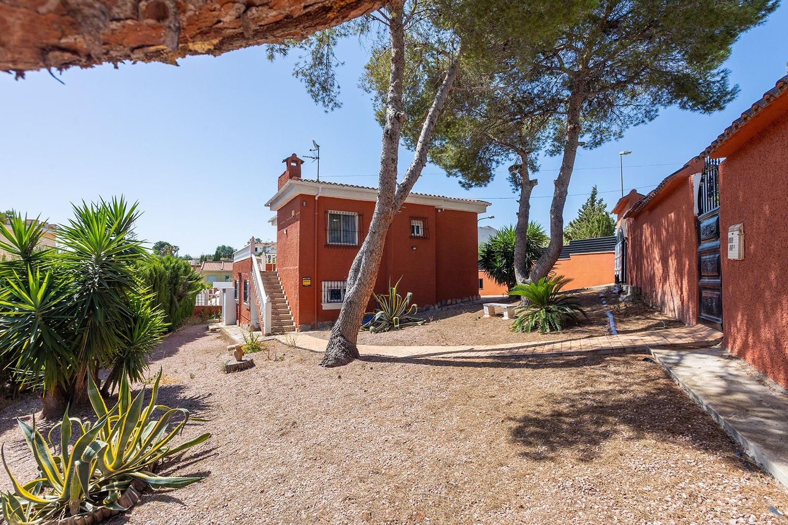 Bedroom with window aspect, villa in Los Balcones, Torrevieja