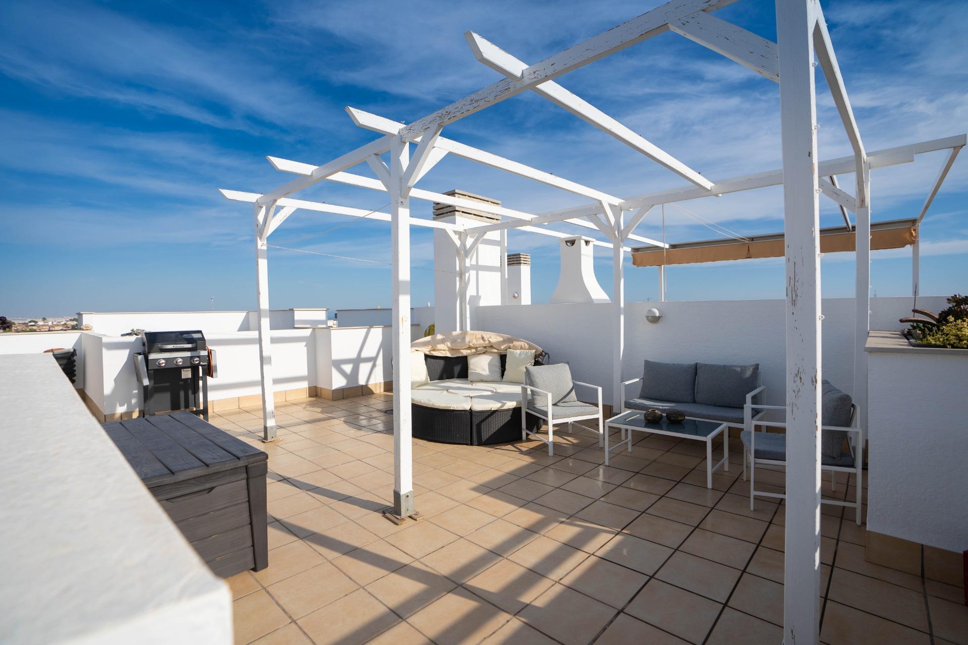 Internal staircase connecting floors in duplex penthouse, Rocío del Mar