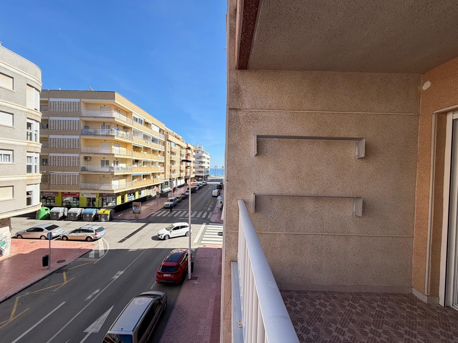 Bedroom furniture and wardrobe doors, Playa del Cura, Torrevieja