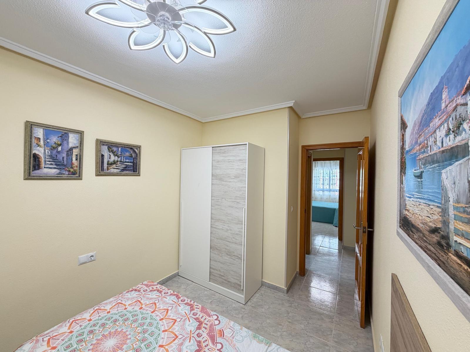 Wardrobe doors in bedroom, 3-bedroom apartment, Playa del Cura