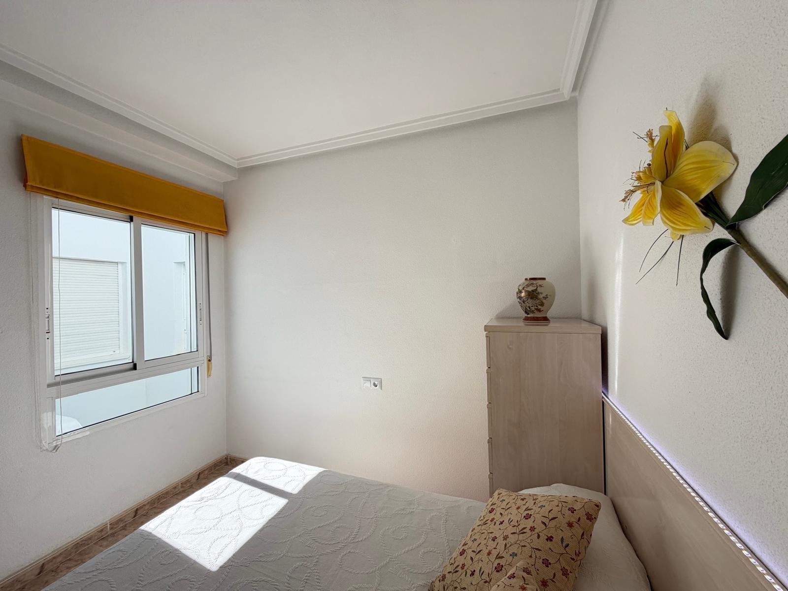 Dining area in open-plan living space, penthouse Playa del Cura, Torrevieja