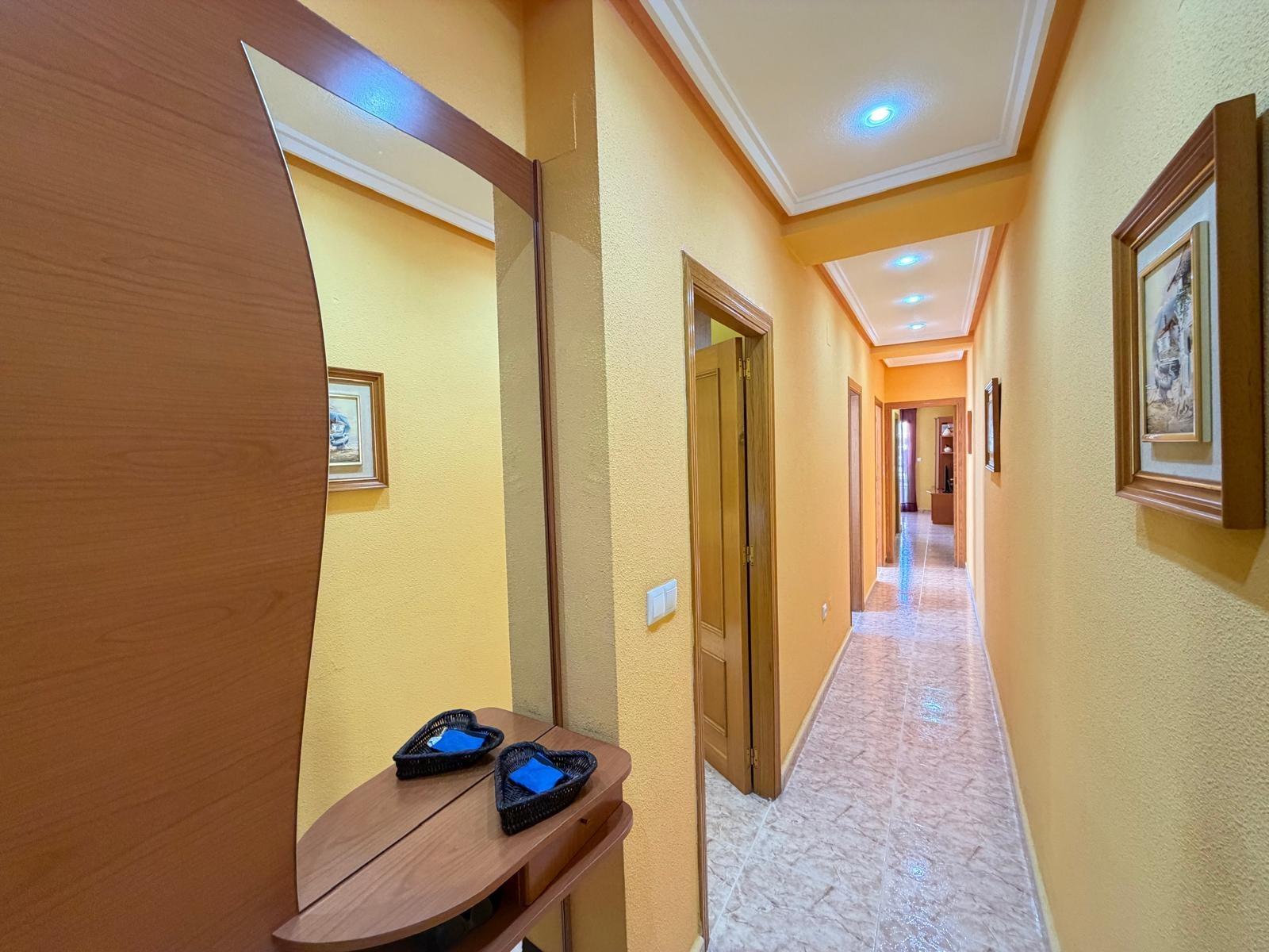 Open-plan living and dining area in 2-bedroom penthouse, Playa del Cura