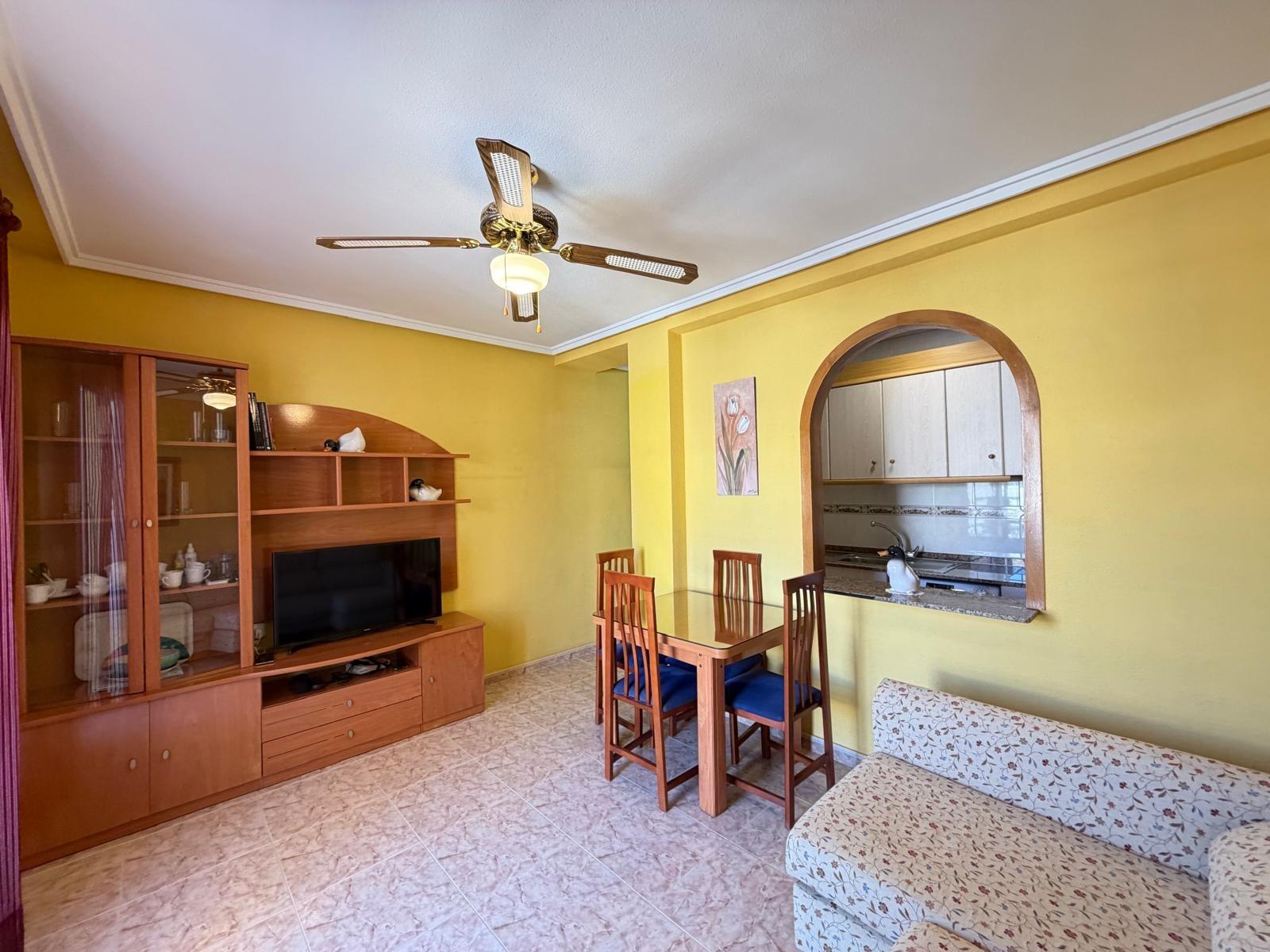 Bathroom vanity unit in 2-bedroom penthouse, Playa del Cura