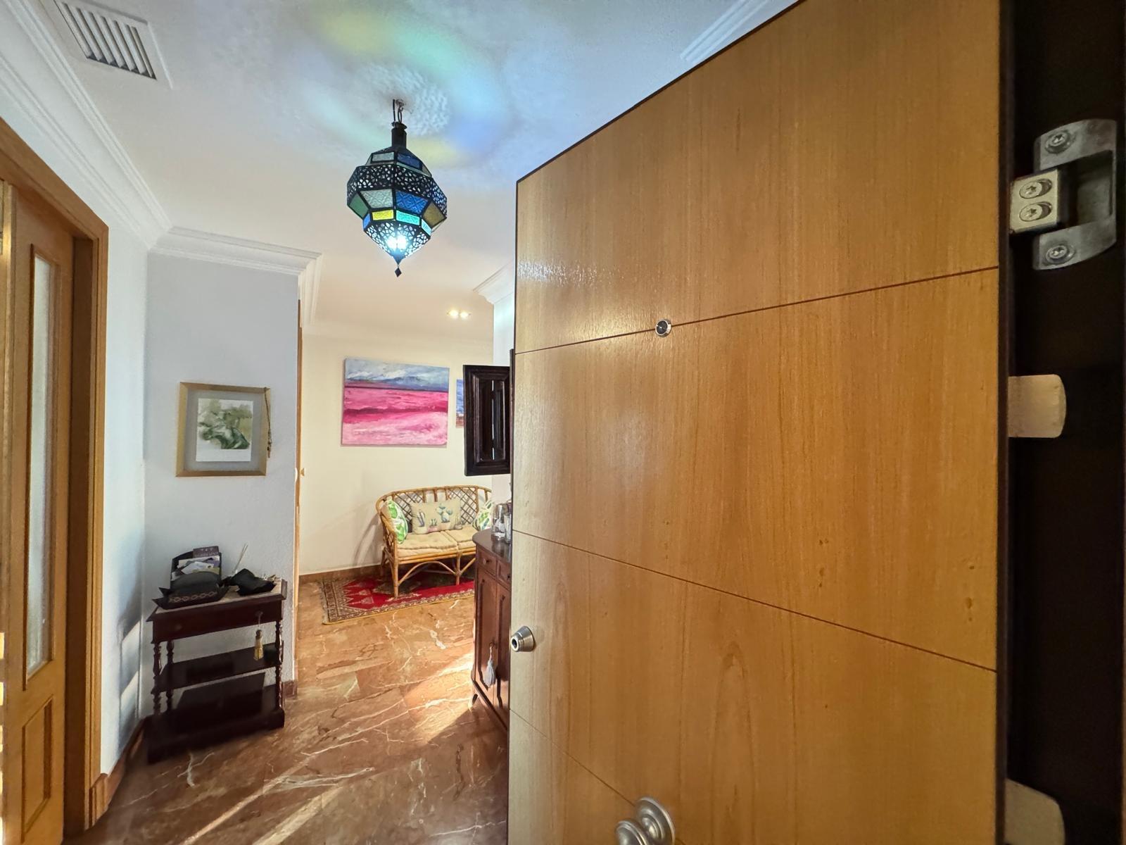 Living room with tiled floor and natural light, 4-bedroom apartment, Torrevieja Centre