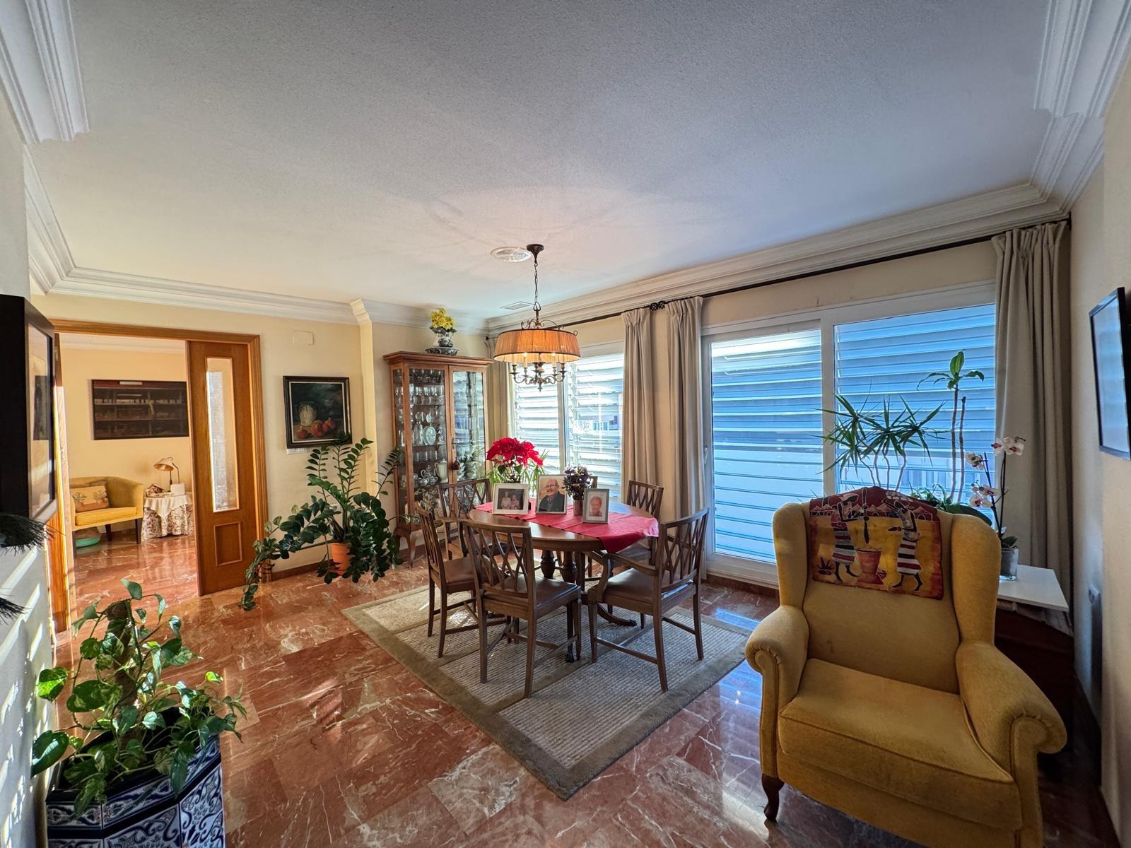 Third bedroom interior, 4-bedroom apartment, Torrevieja Centre