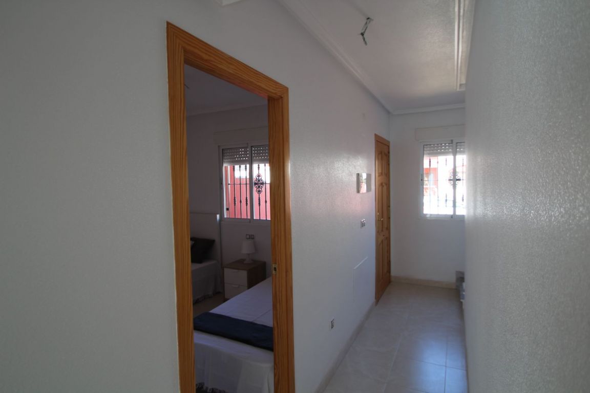 Built-in wardrobes in bedroom, 3-bedroom townhouse Aguas Nuevas 1, Torrevieja