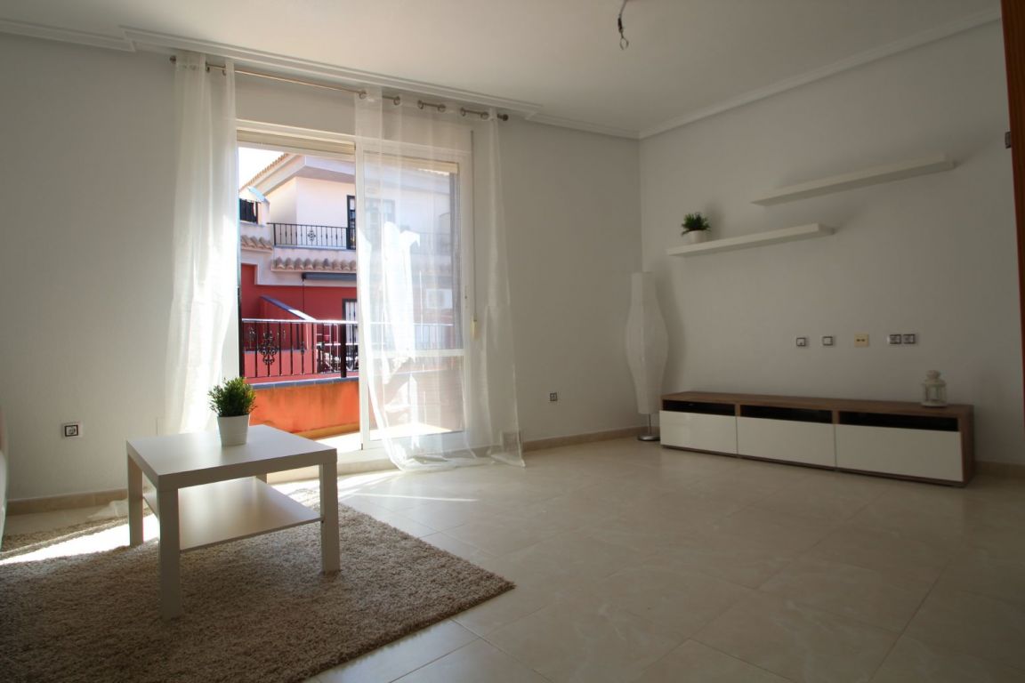 Second bedroom with window in 3-bedroom townhouse, Aguas Nuevas 1, Torrevieja