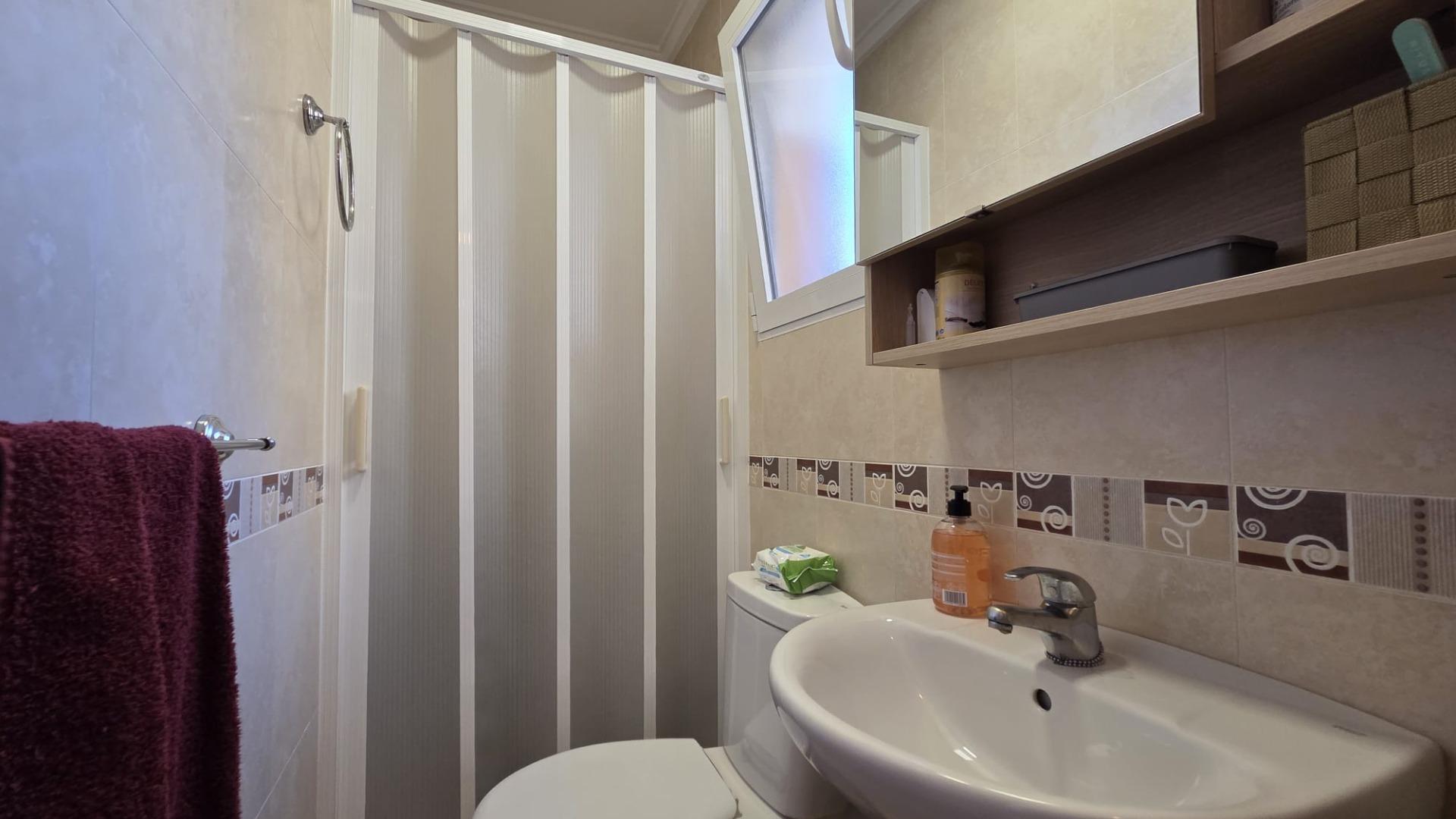 Plot boundary and private garden of corner townhouse, Aguas Nuevas, Torrevieja