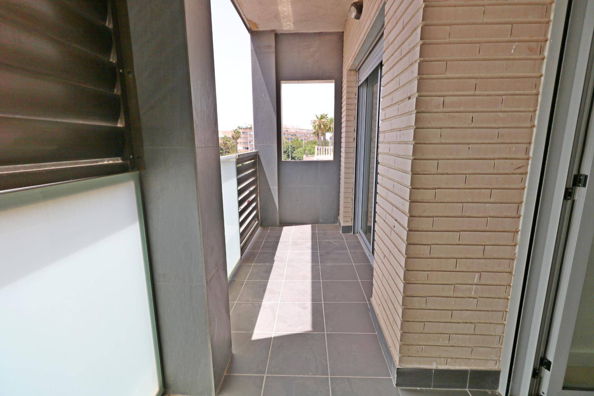 Second bedroom with single bed in 4-bedroom apartment, Parque de las Naciones, Torrevieja