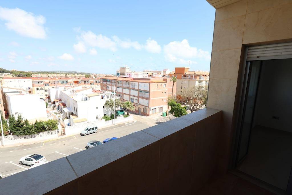 Main double bedroom in 3-bedroom apartment, La Mata Pueblo, Torrevieja