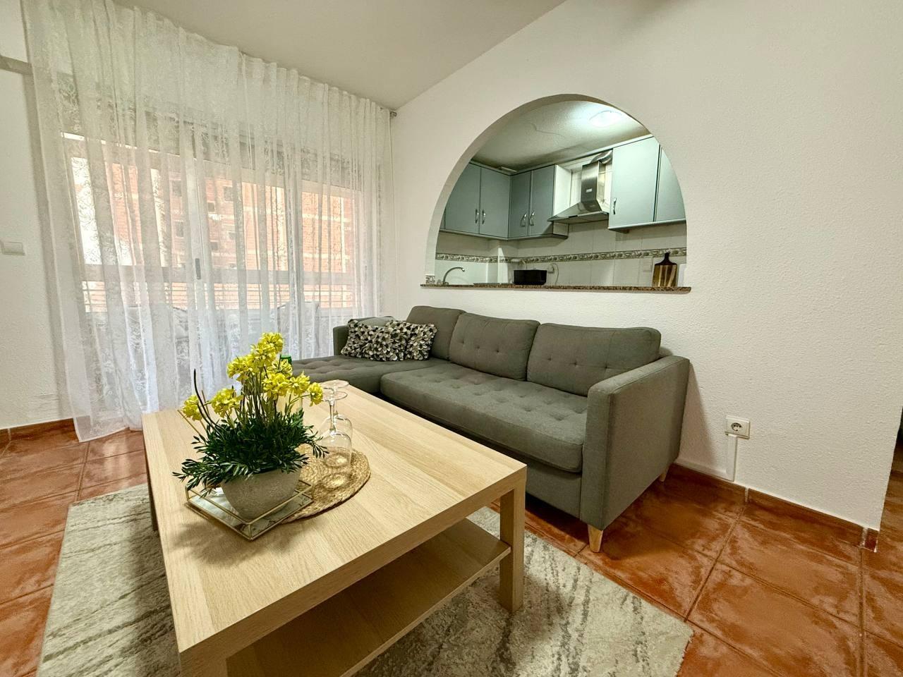 Main bedroom with built-in wardrobes, 2-bedroom apartment, Playa del Cura