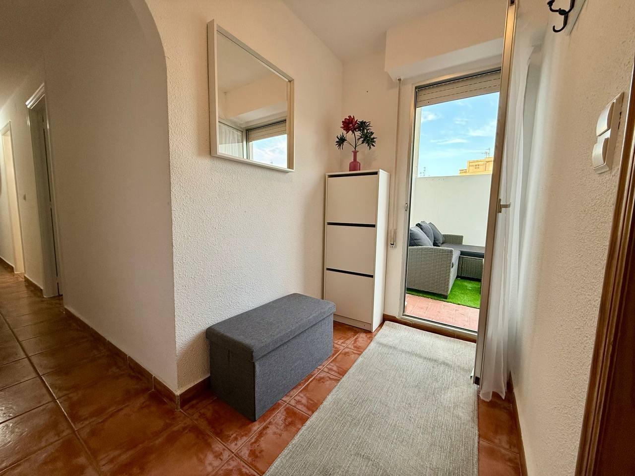 Second bathroom shower enclosure with tiled walls, 2-bedroom apartment, Playa del Cura