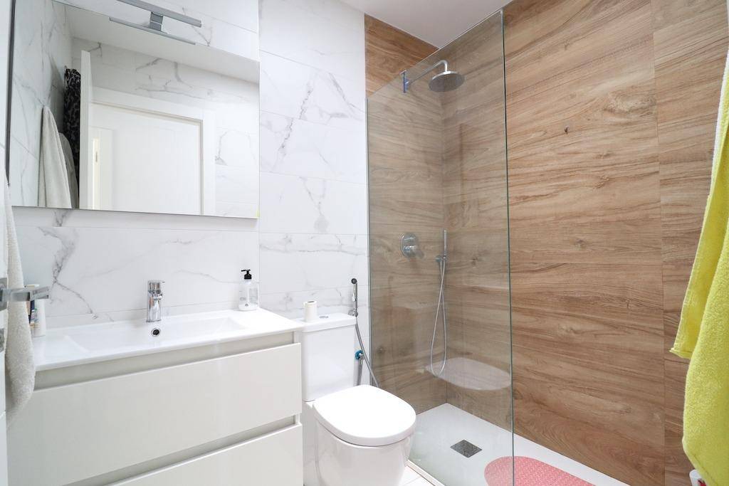 Garage with direct internal access in villa, Bellavista, San Miguel De Salinas