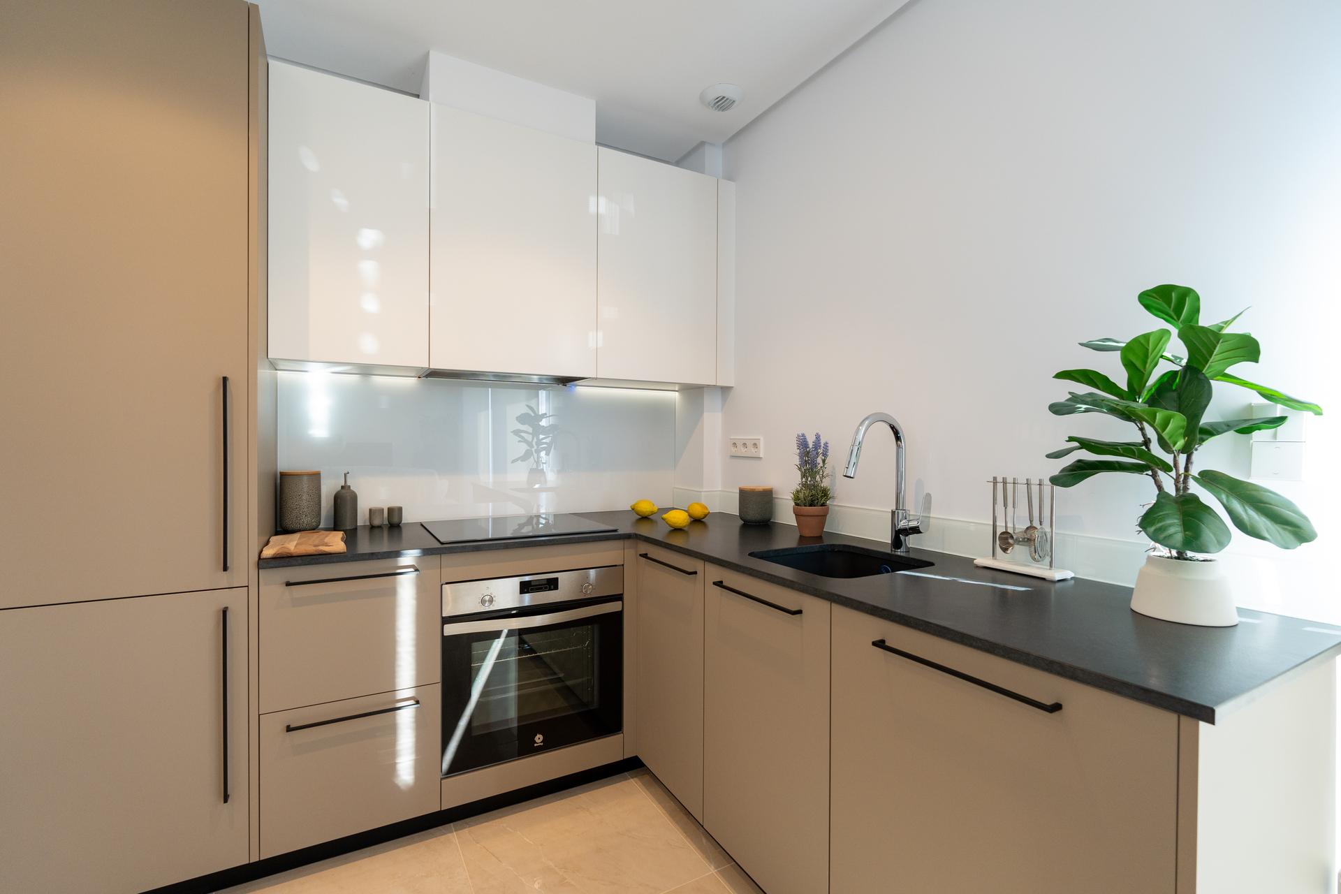 Third bedroom in new-build townhouse, El Pinet, La Marina