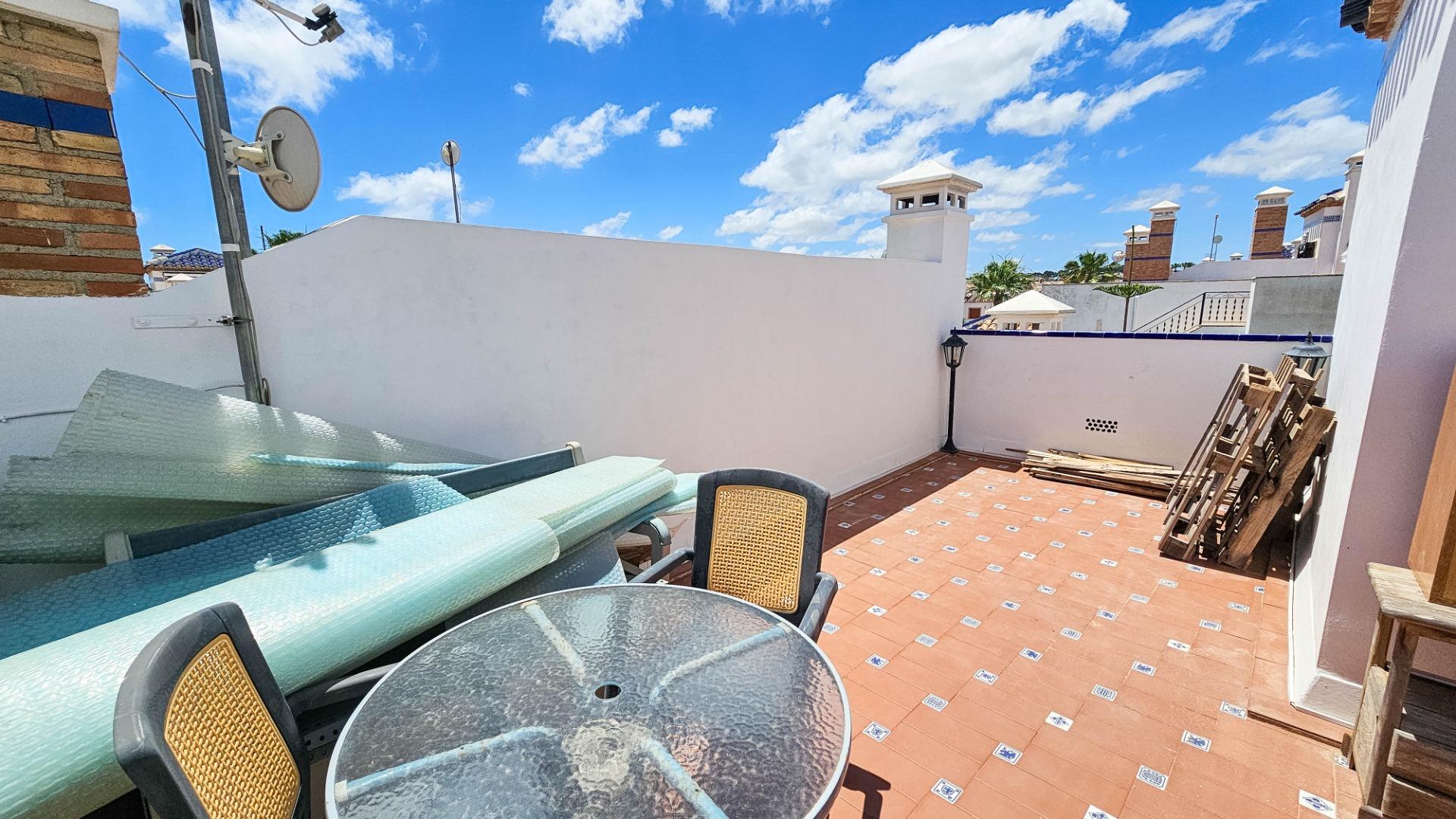 Communal pool within gated urbanisation, PAU 8, Orihuela Costa