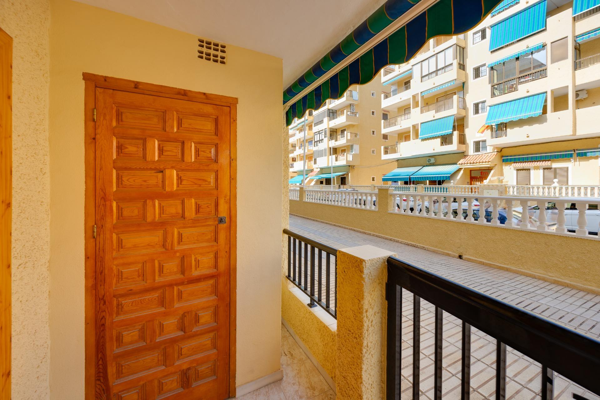 Hallway entrance area in ground-floor apartment, La Mata, Torrevieja
