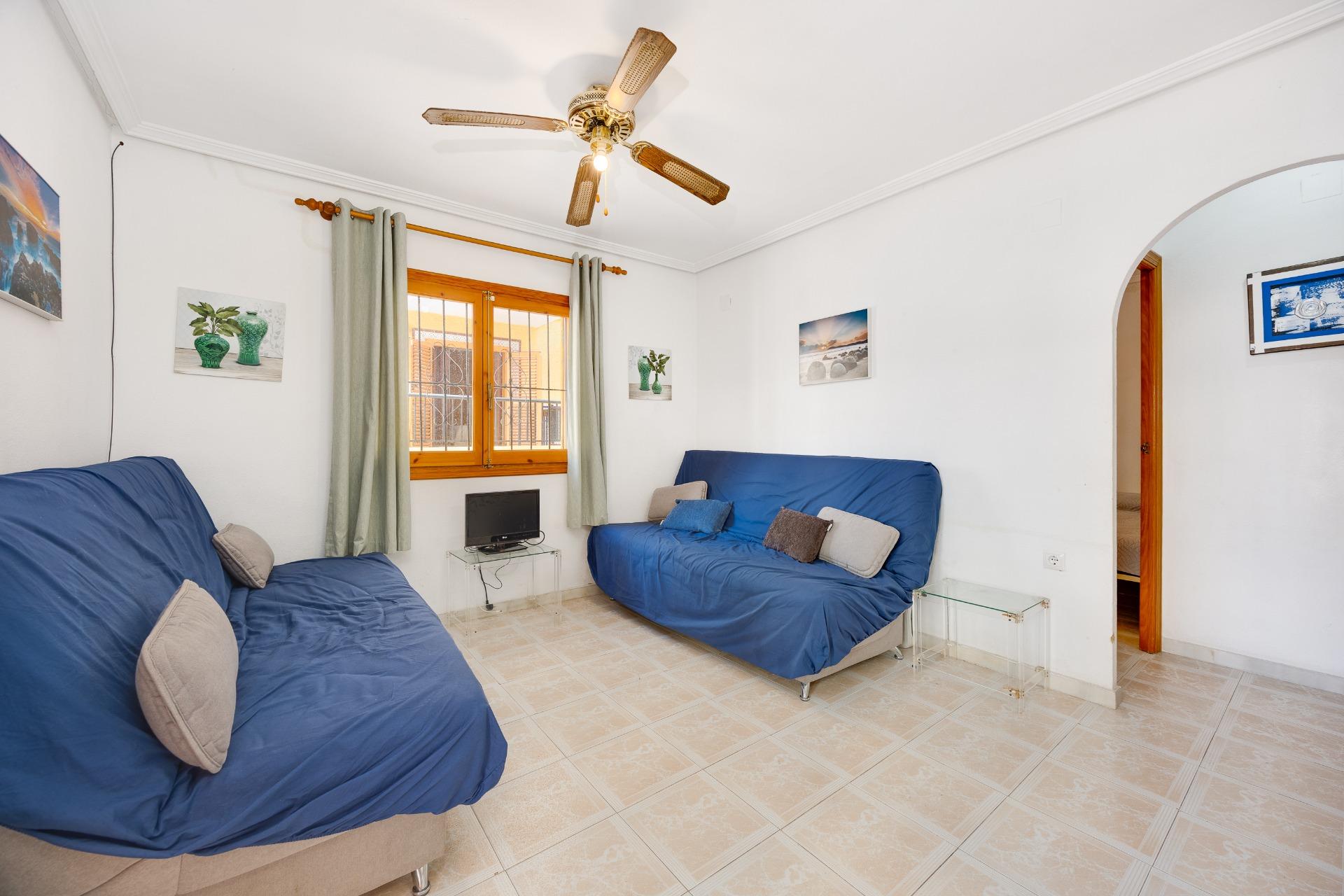 Bedroom with built-in wardrobes in 1-bedroom ground-floor apartment, La Mata, Torrevieja