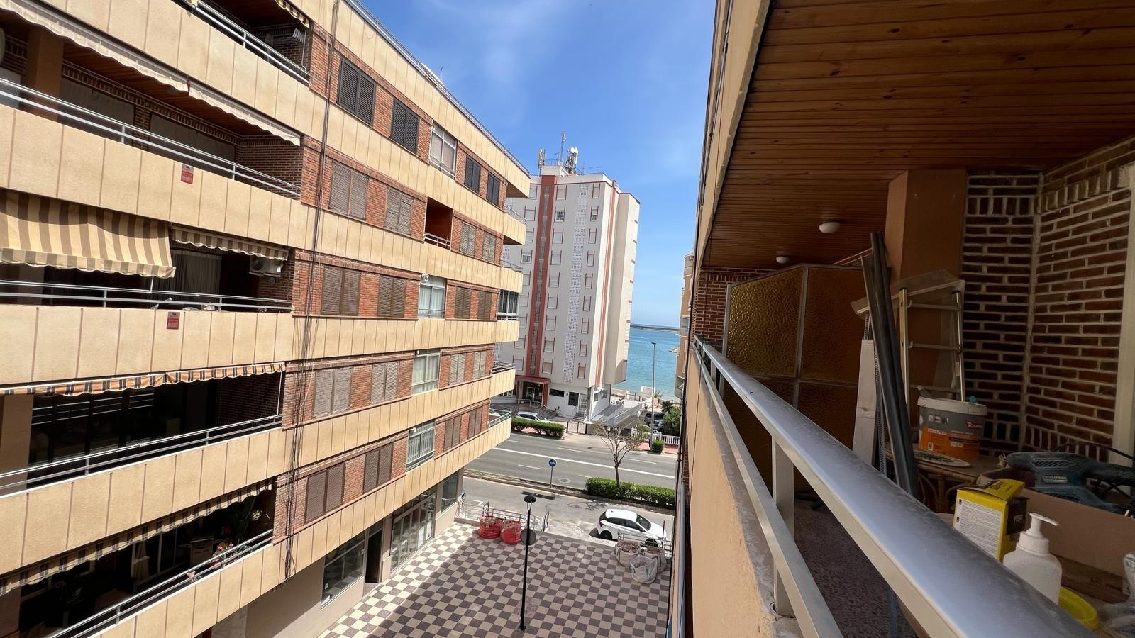 Laundry room in renovated 3-bedroom apartment, Acequion, Torrevieja