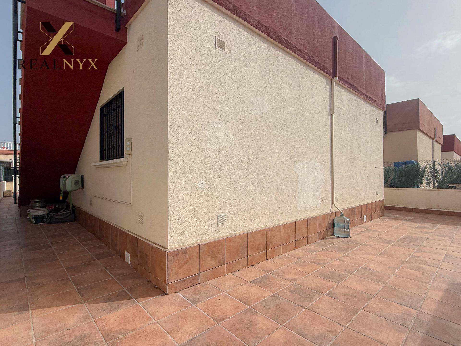 Two parking spaces on plot, 2-bedroom villa, Aguas Nuevas, Torrevieja