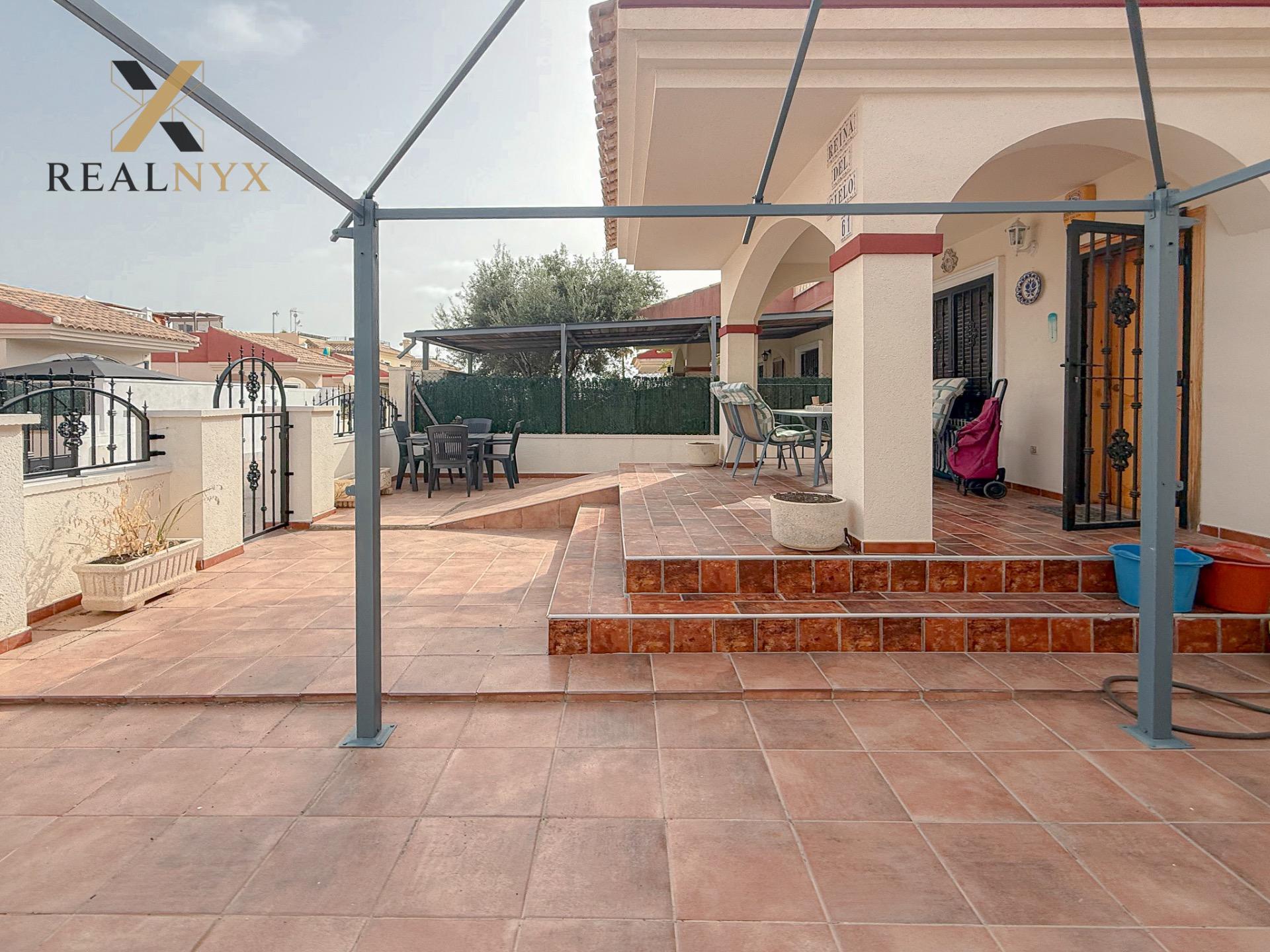 Second bedroom with window, 2-bedroom villa, Aguas Nuevas, Torrevieja