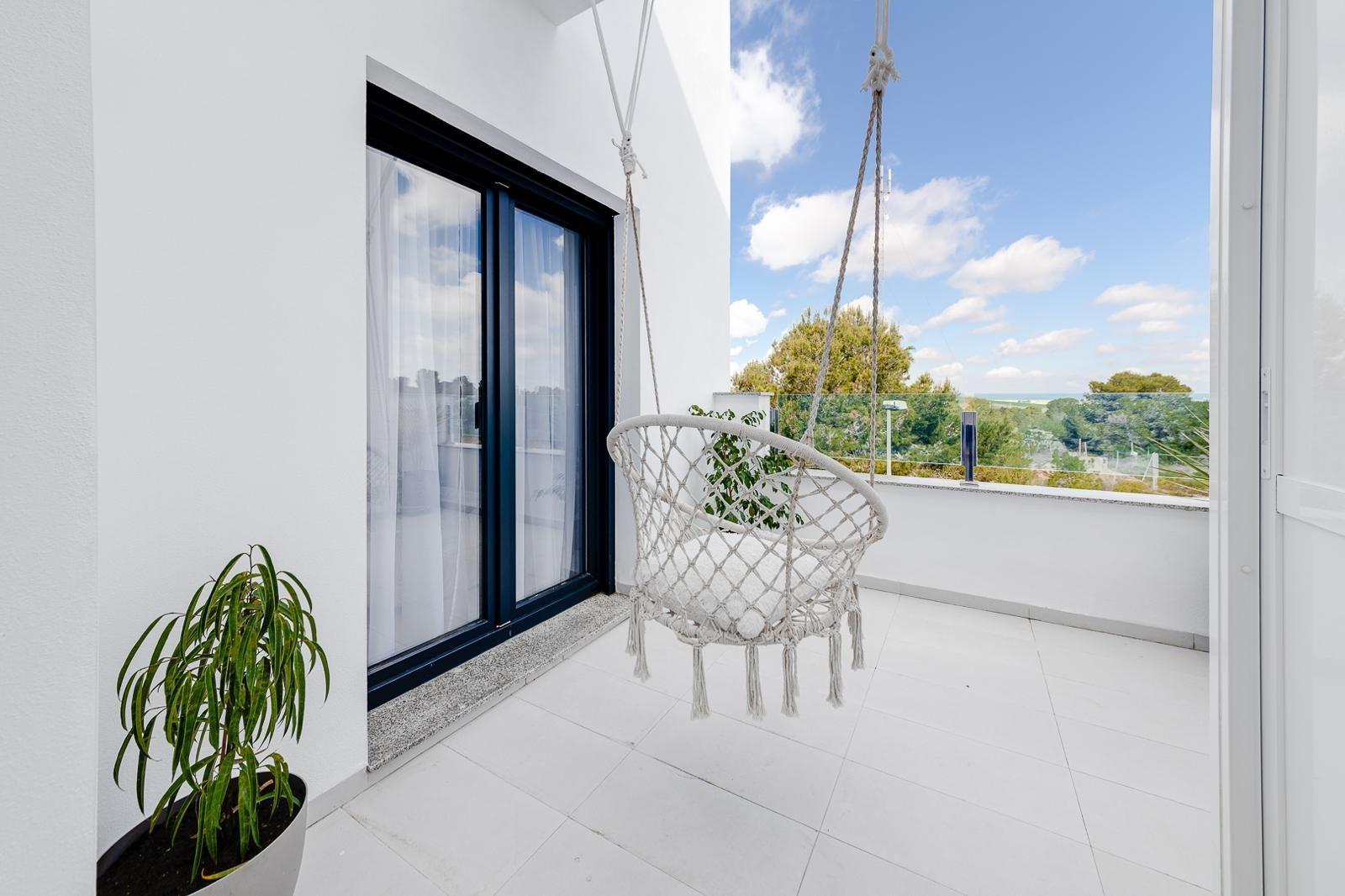 Communal landscaped area within gated urbanisation, Villamartin